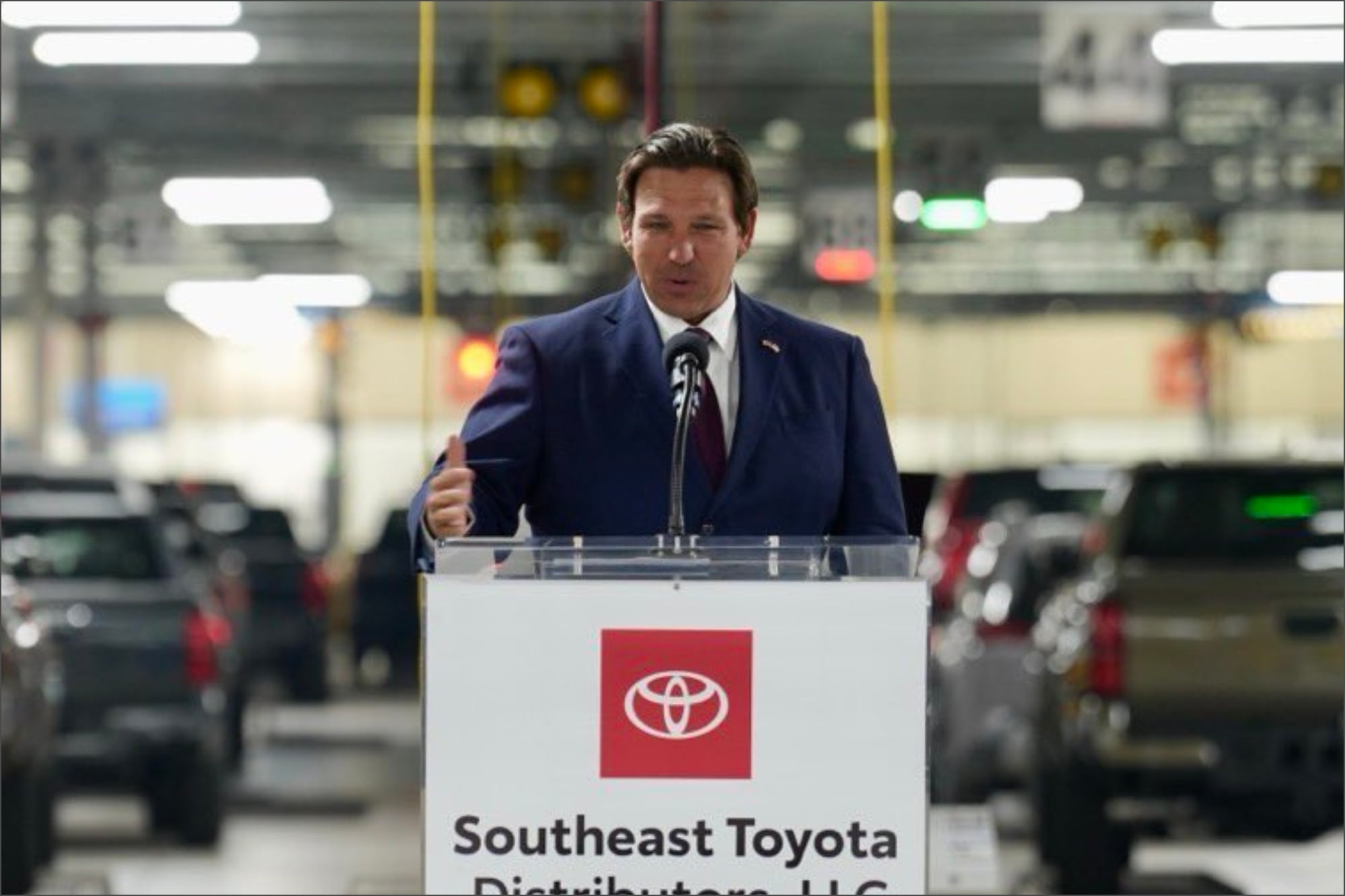 Buenas noticias en Florida: DeSantis celebra los 400 empleos que llegan con una importante empresa de autos