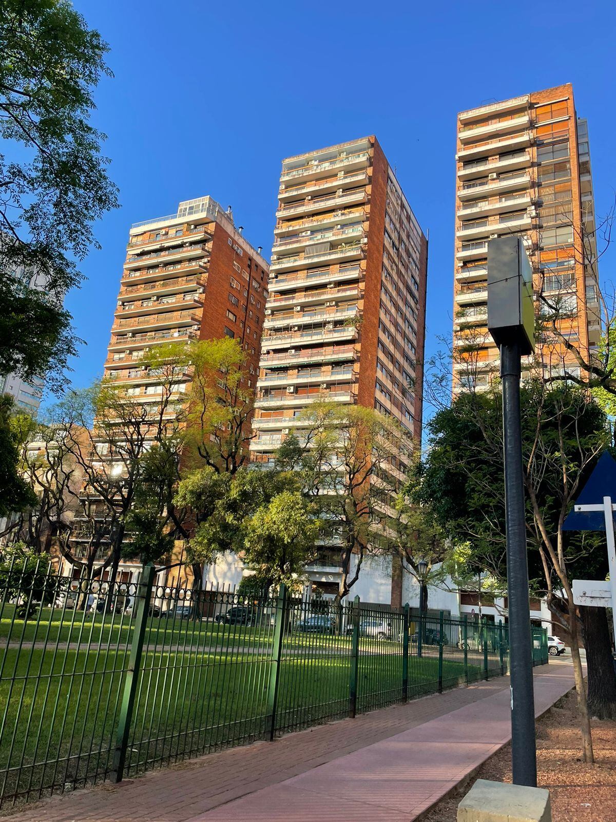 Los valores en la zona arrancan en los US$3500/m2 y pueden llegar hasta los US$12000/M2