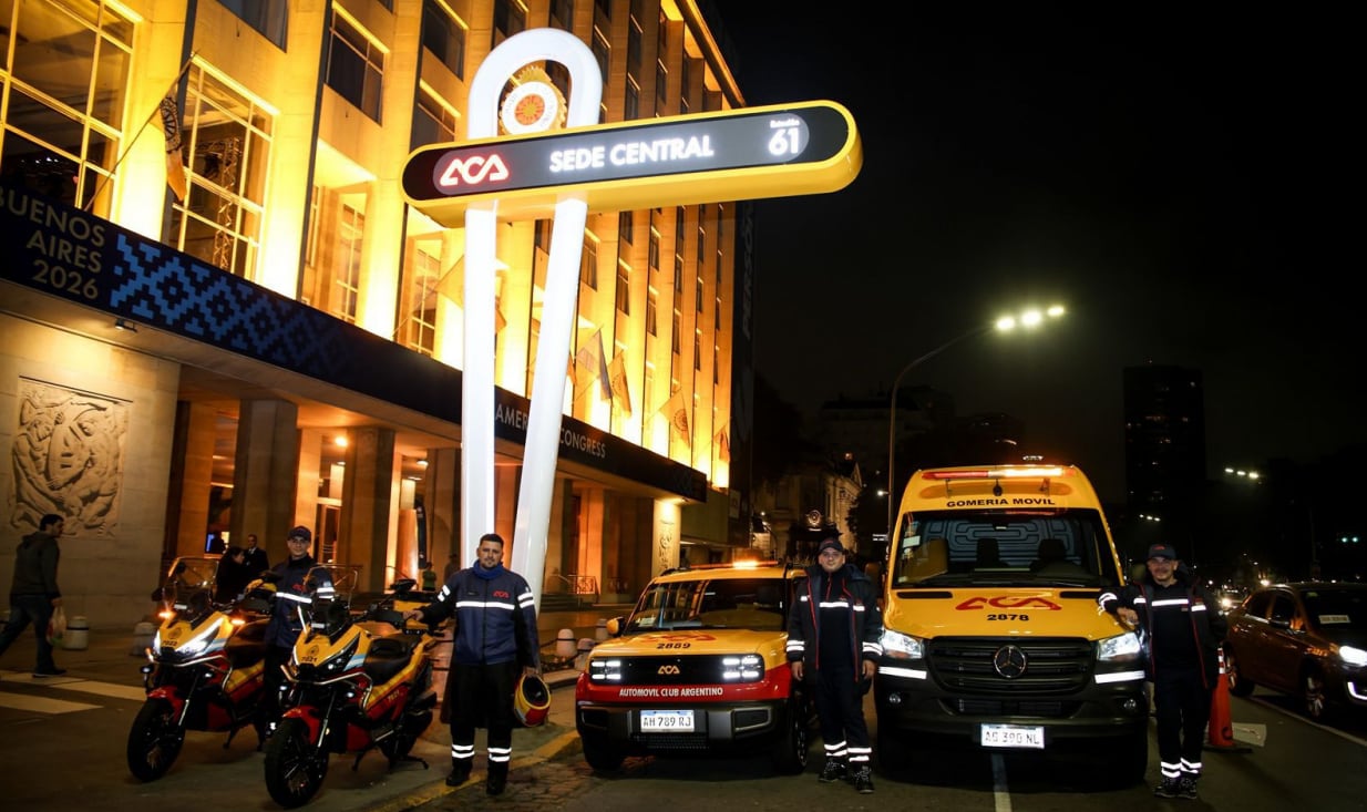 El tótem nuevo sobre avenida del Libertador