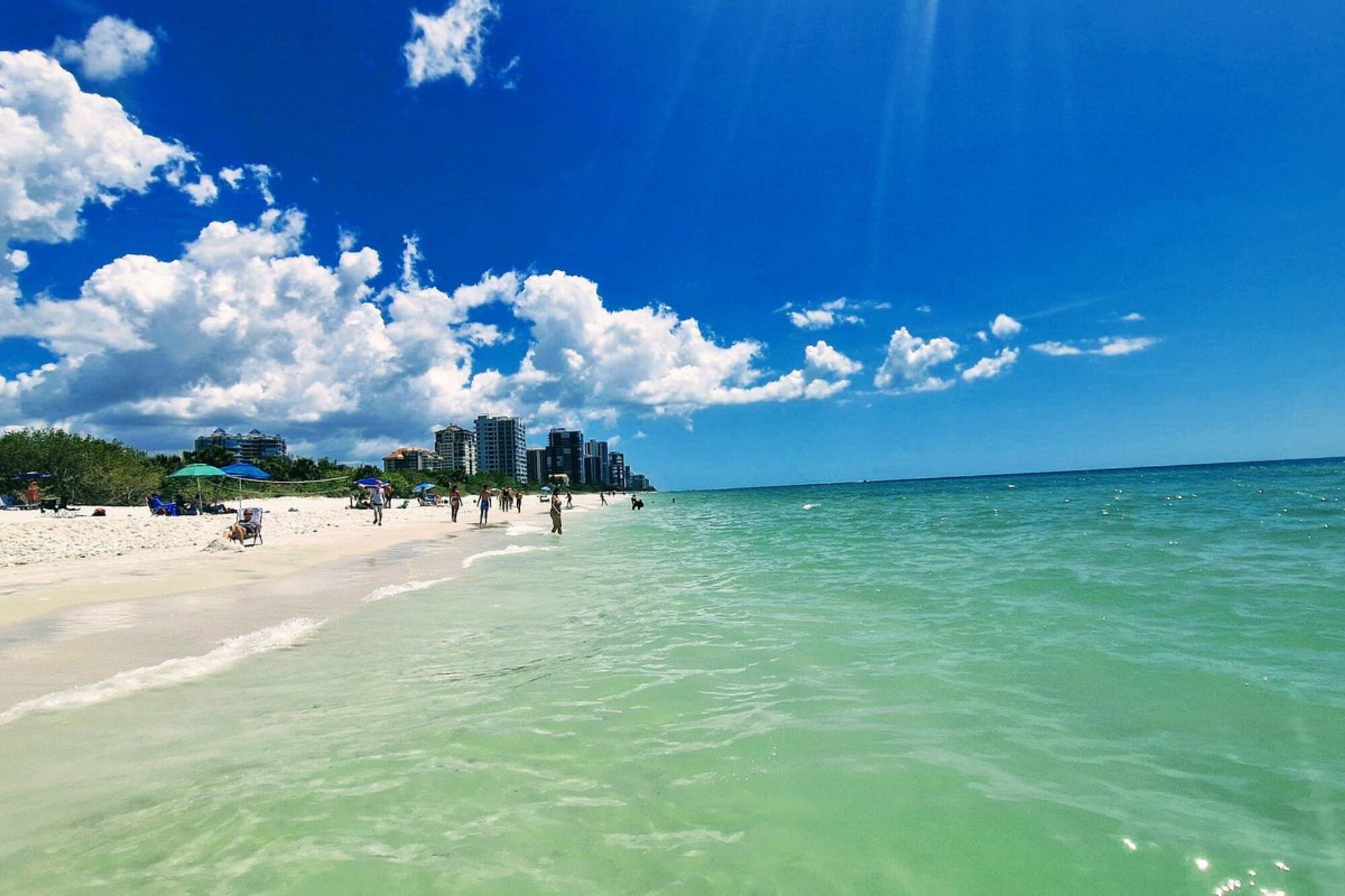 Con playas de arena blanca, servicios de primer nivel y un entorno seguro, Naples se consolidó como la mejor opción para establecerse en Florida