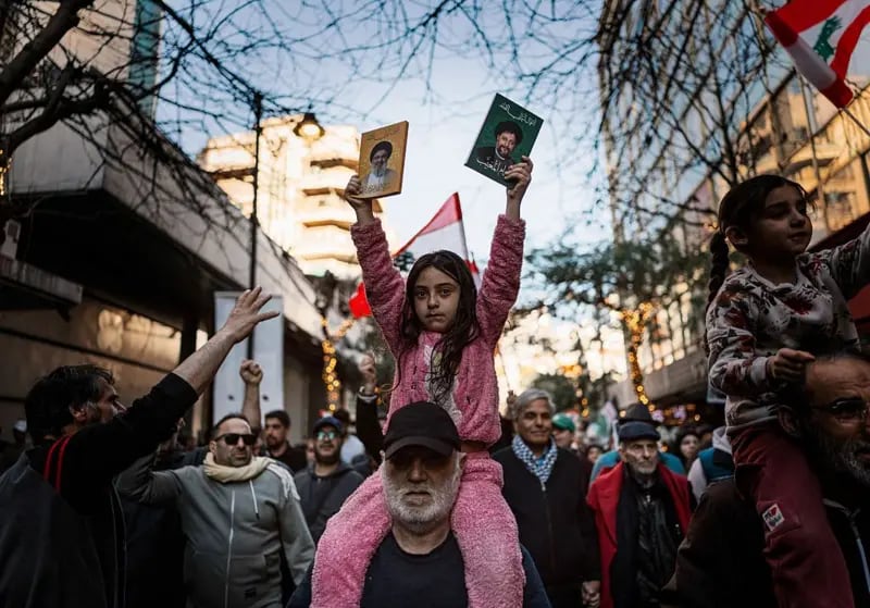 La otra guerra en Medio Oriente: cómo los últimos ataques de Israel evidencian las divisiones y desafíos que enfrenta Líbano 11 Más de 700.000 personas han tenido que desplazarse de sus casas debido a los ataques israelíes en Líbano