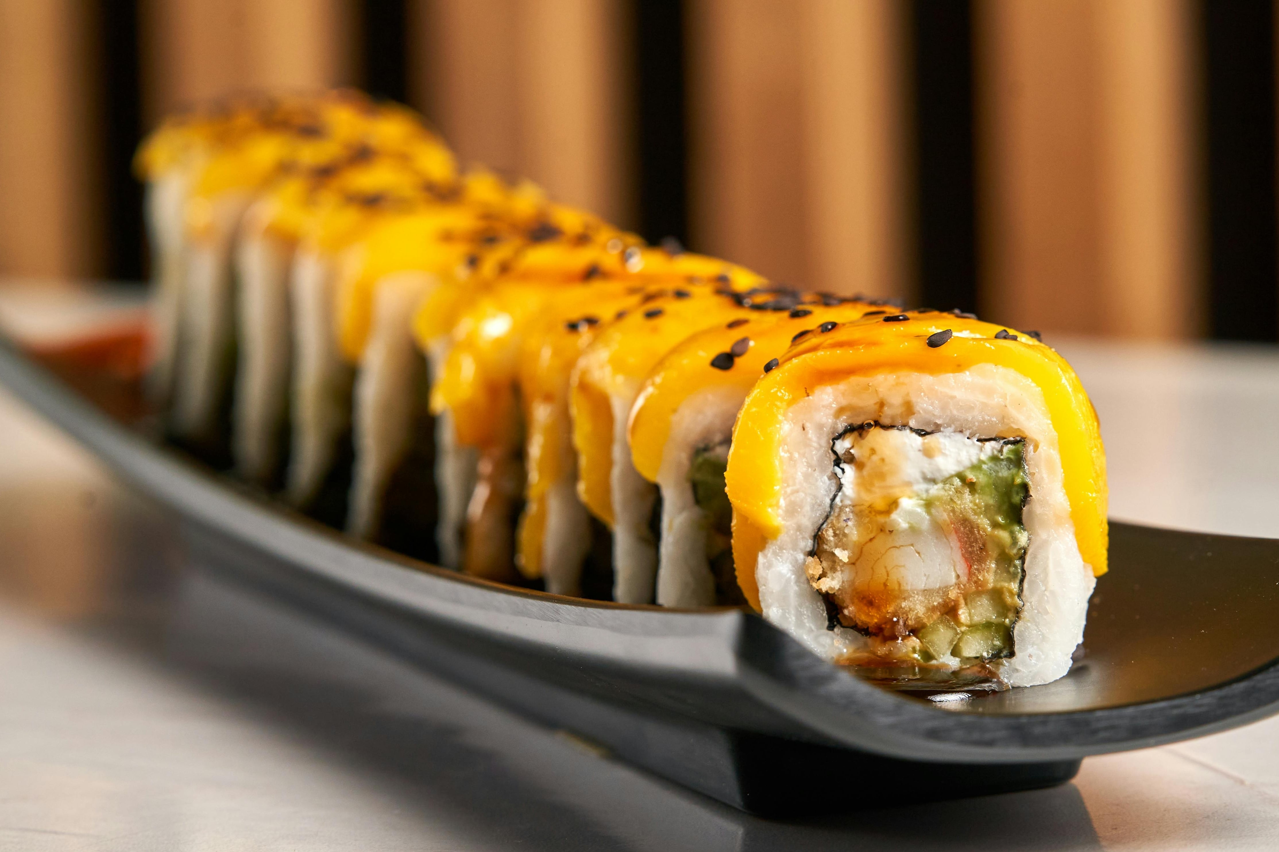El Sauvignon Blanc se lleva muy bien con cocinas fusión como la nikkei (y va muy bien con sushi)