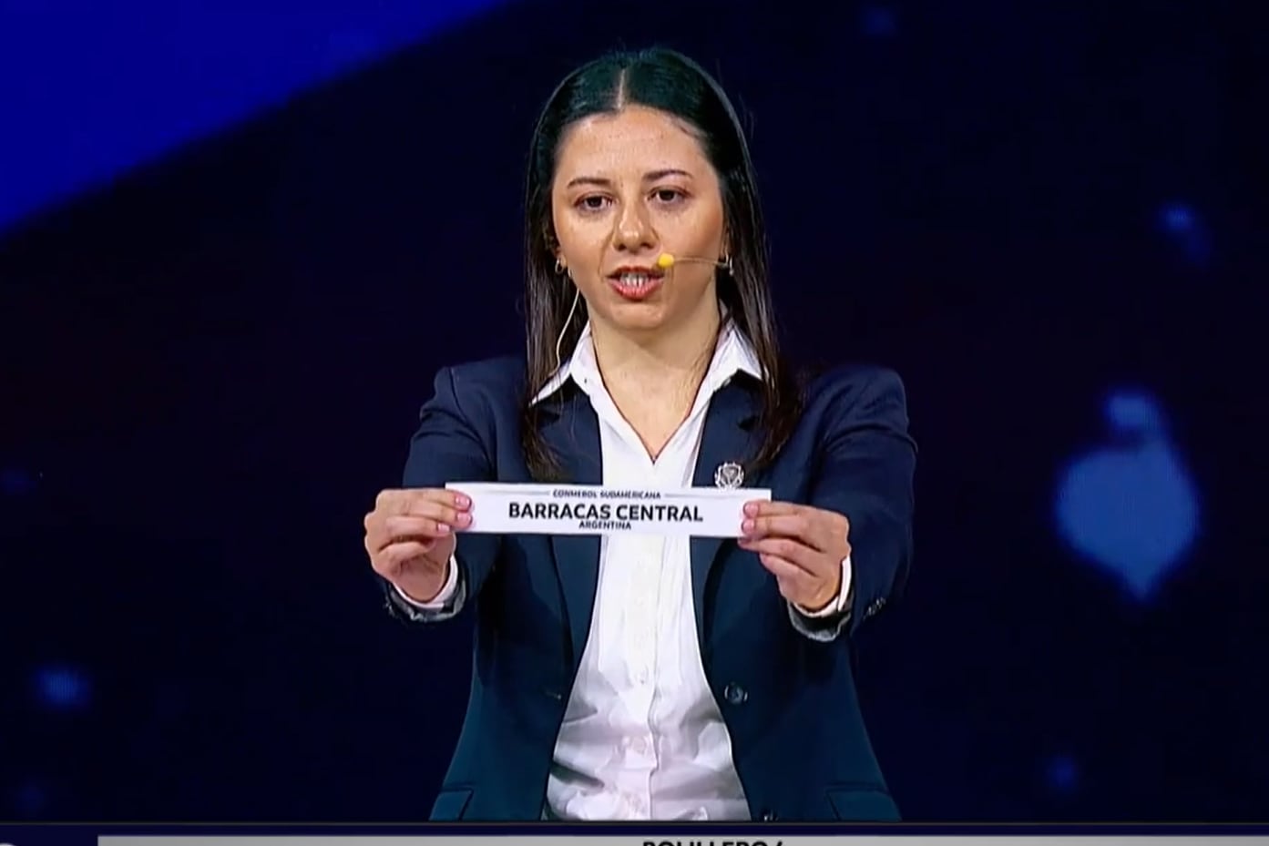 El momento histórico en el que el papel de Barracas Central sale a la luz, compitiendo por primera vez en el ámbito continental.