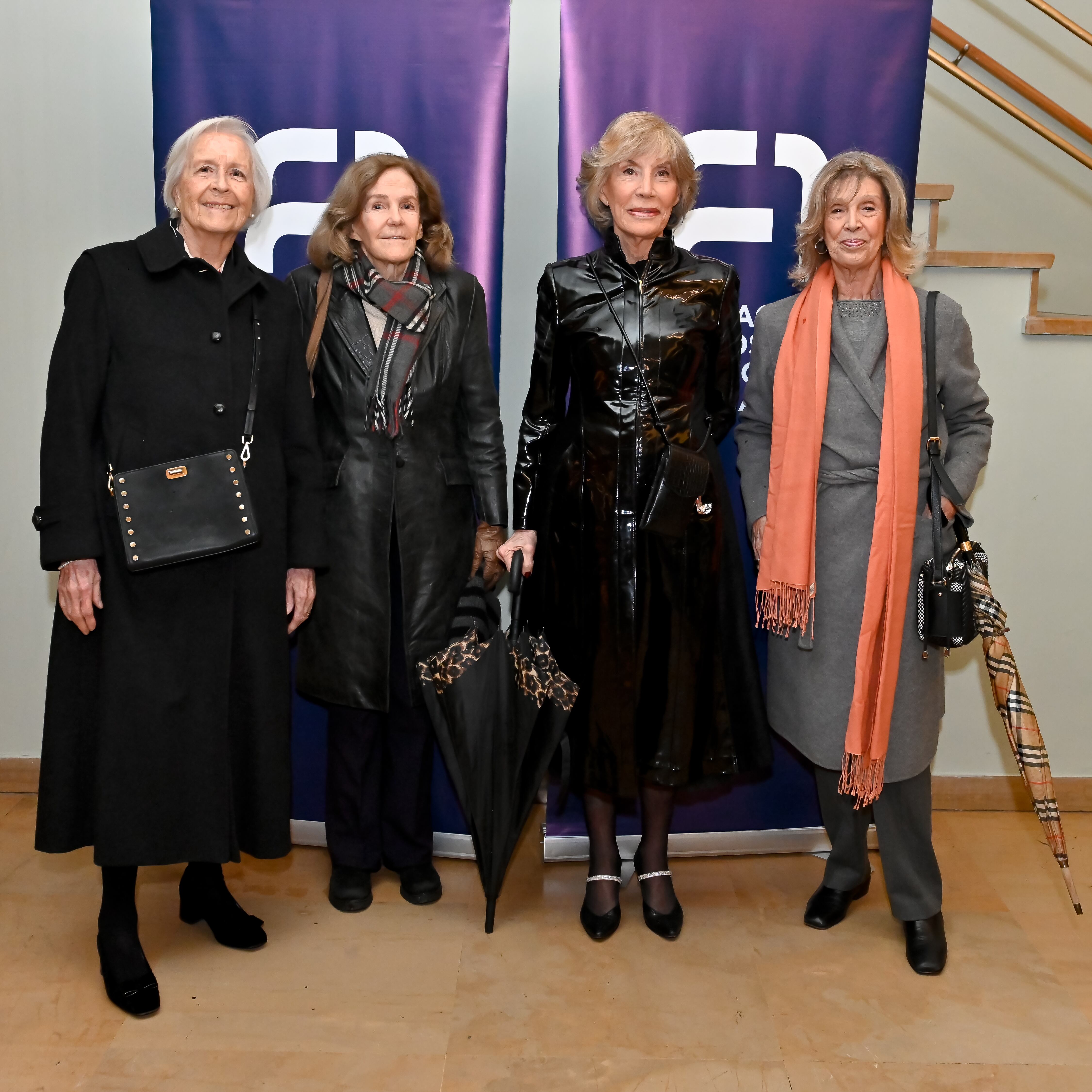 Violeta Bencich, Susana Rodríguez Iturriaga, Zoraida Villegas y Diana Bencich