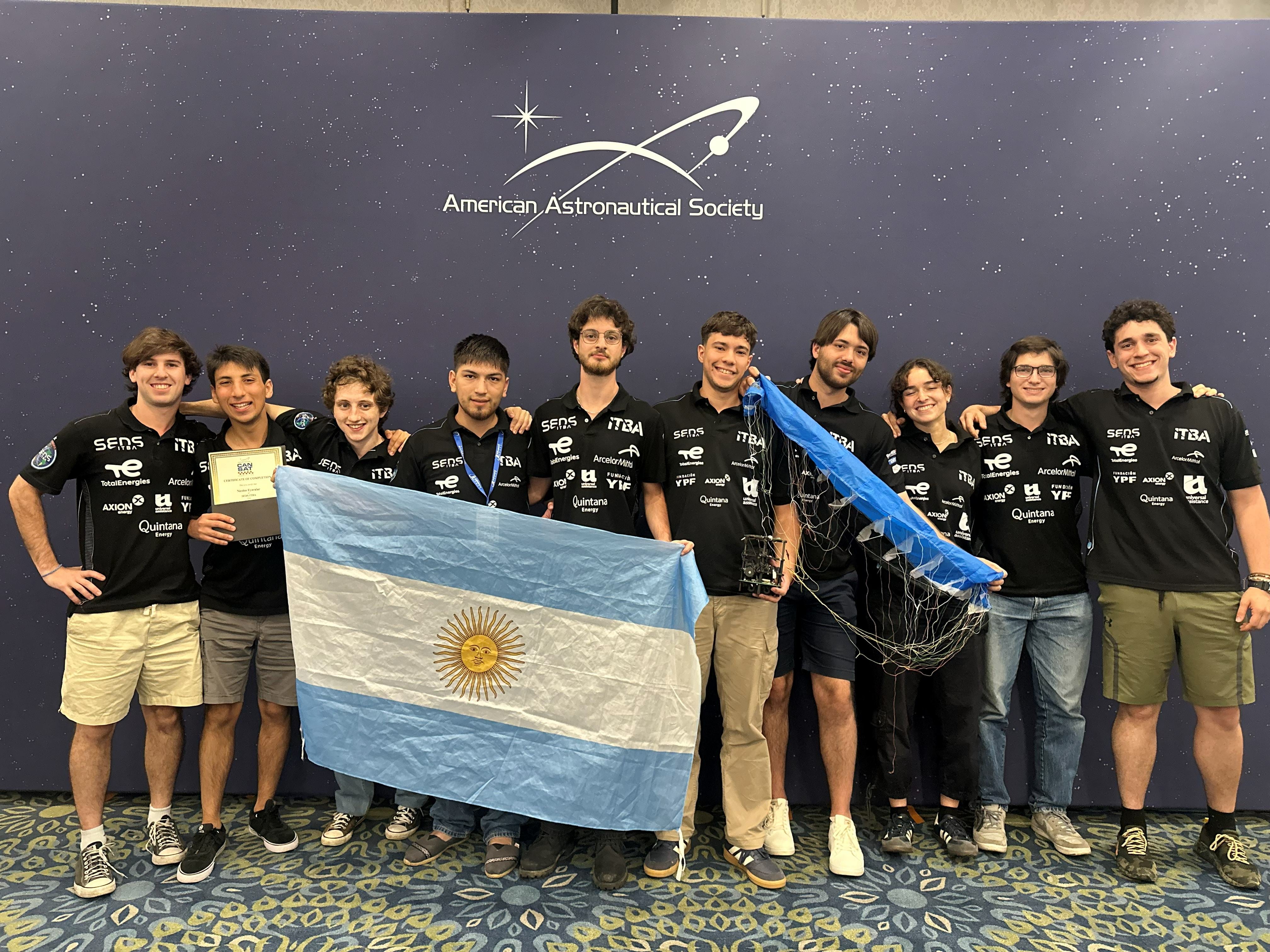 Mundial de prototipo de satélites: estudiantes argentinos, entre los cinco mejores equipos de una competencia tecnológica
