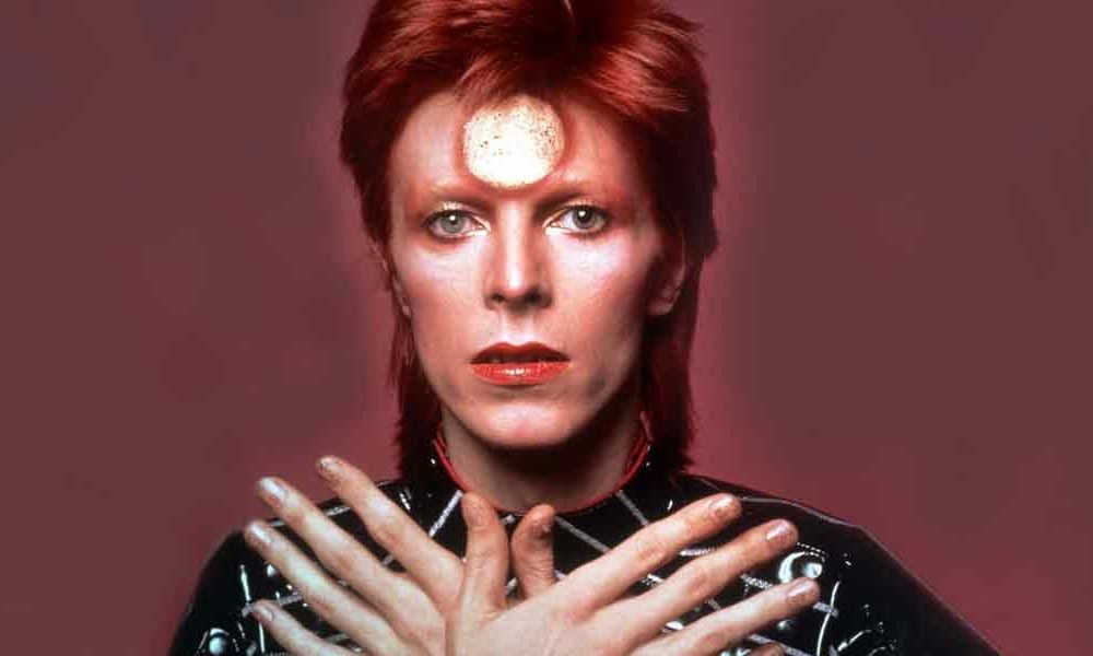 Cage recordó un importante consejo que recibió de David Bowie