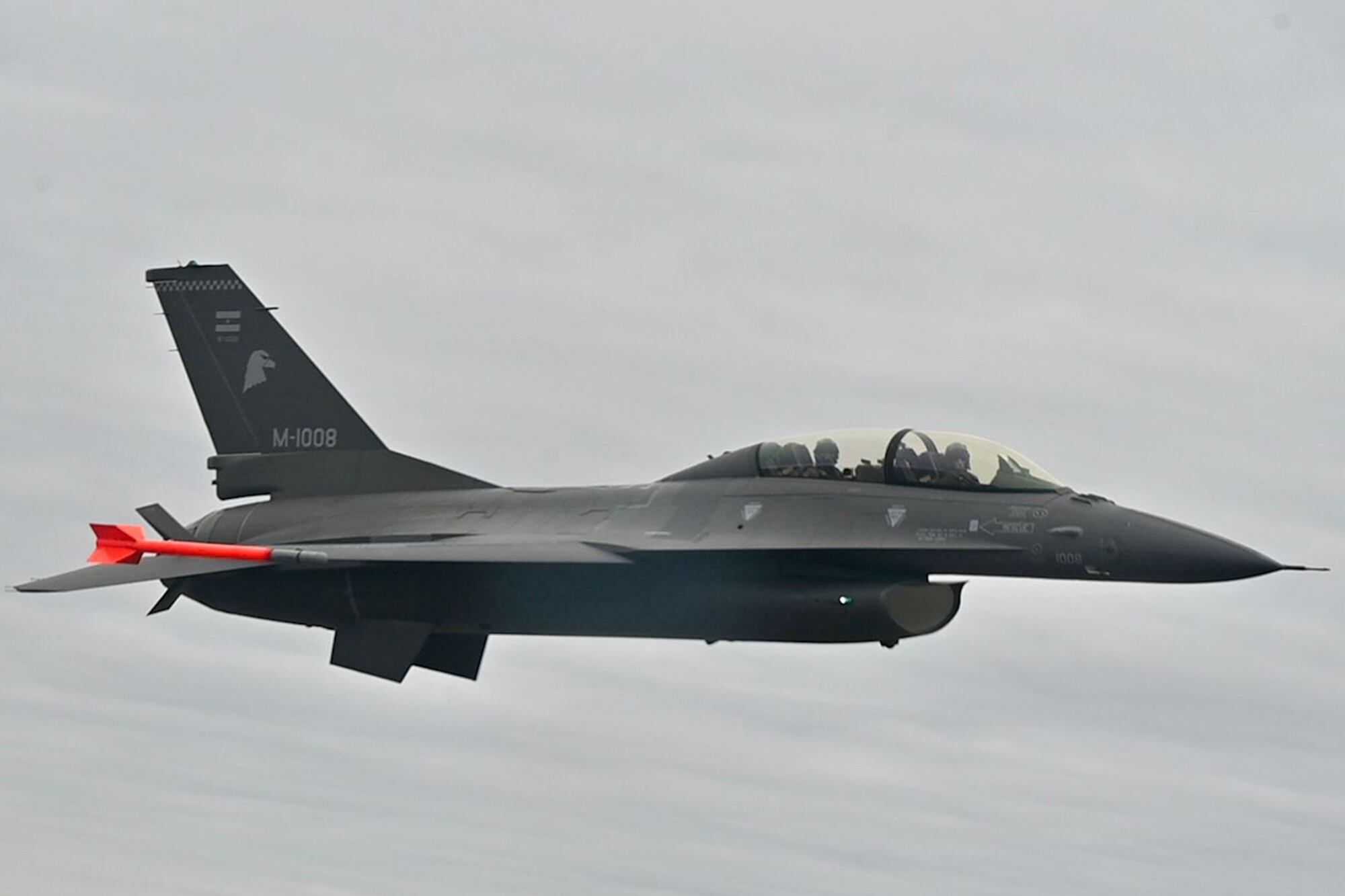 Una de las aeronaves caza F-16 con capacidad supersónica que ya están en la Argentina