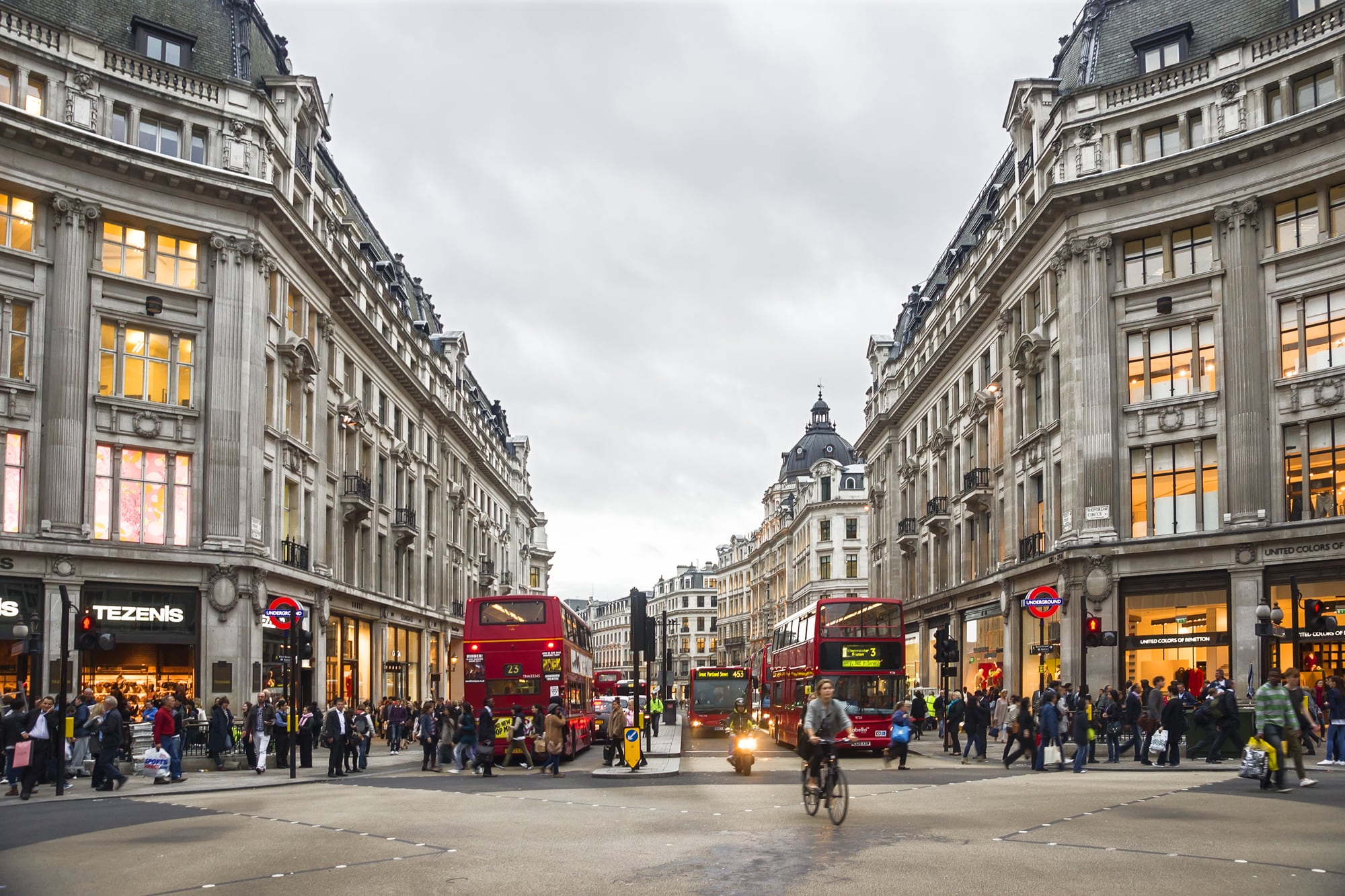 La emblemática Oxford Street de Londres se volvió peatonal: los detalles