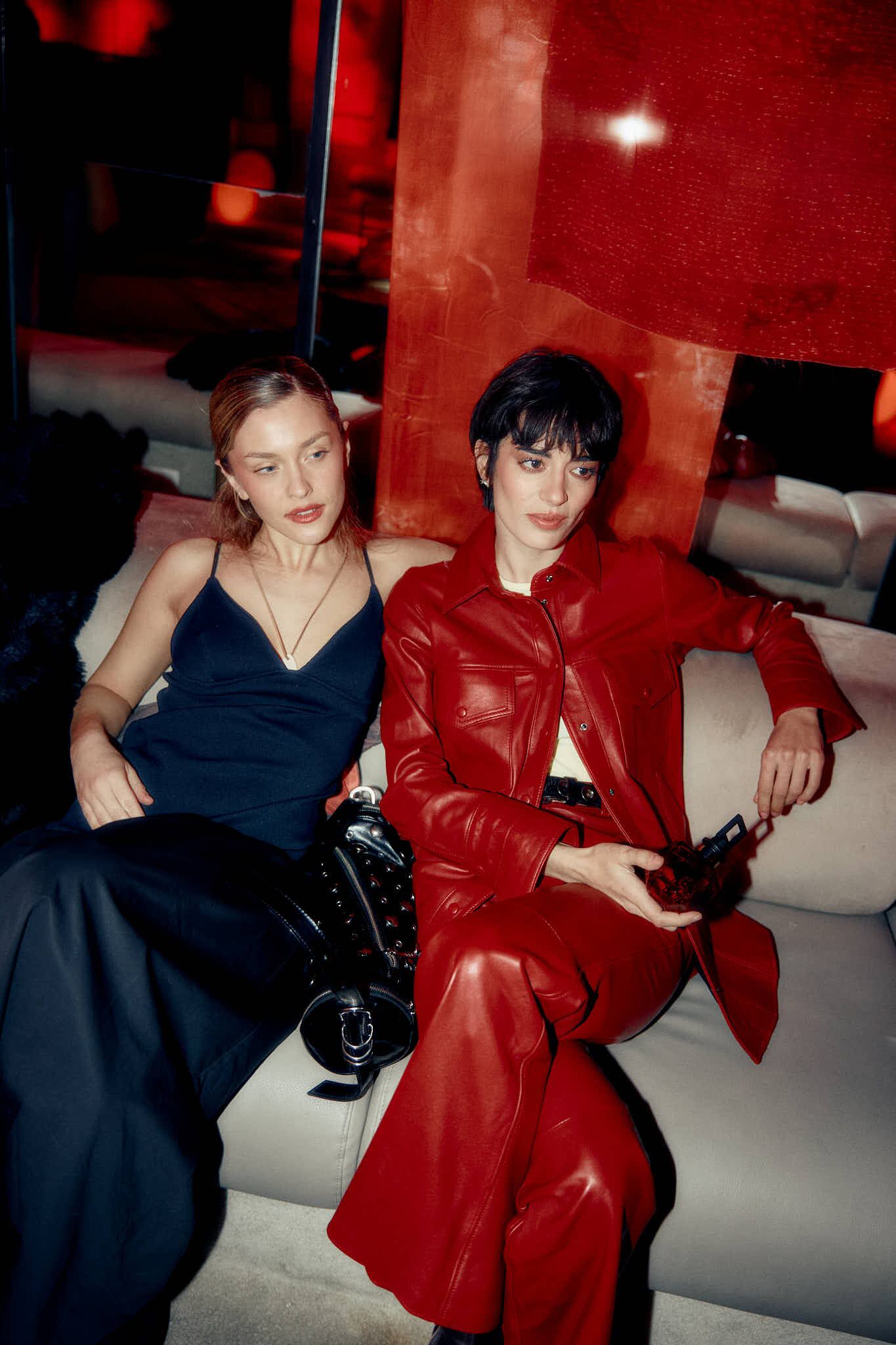 Minerva Casero y Zoe Gotusso