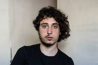 Joaquín Garzón: el joven músico que también se prueba el traje de actor