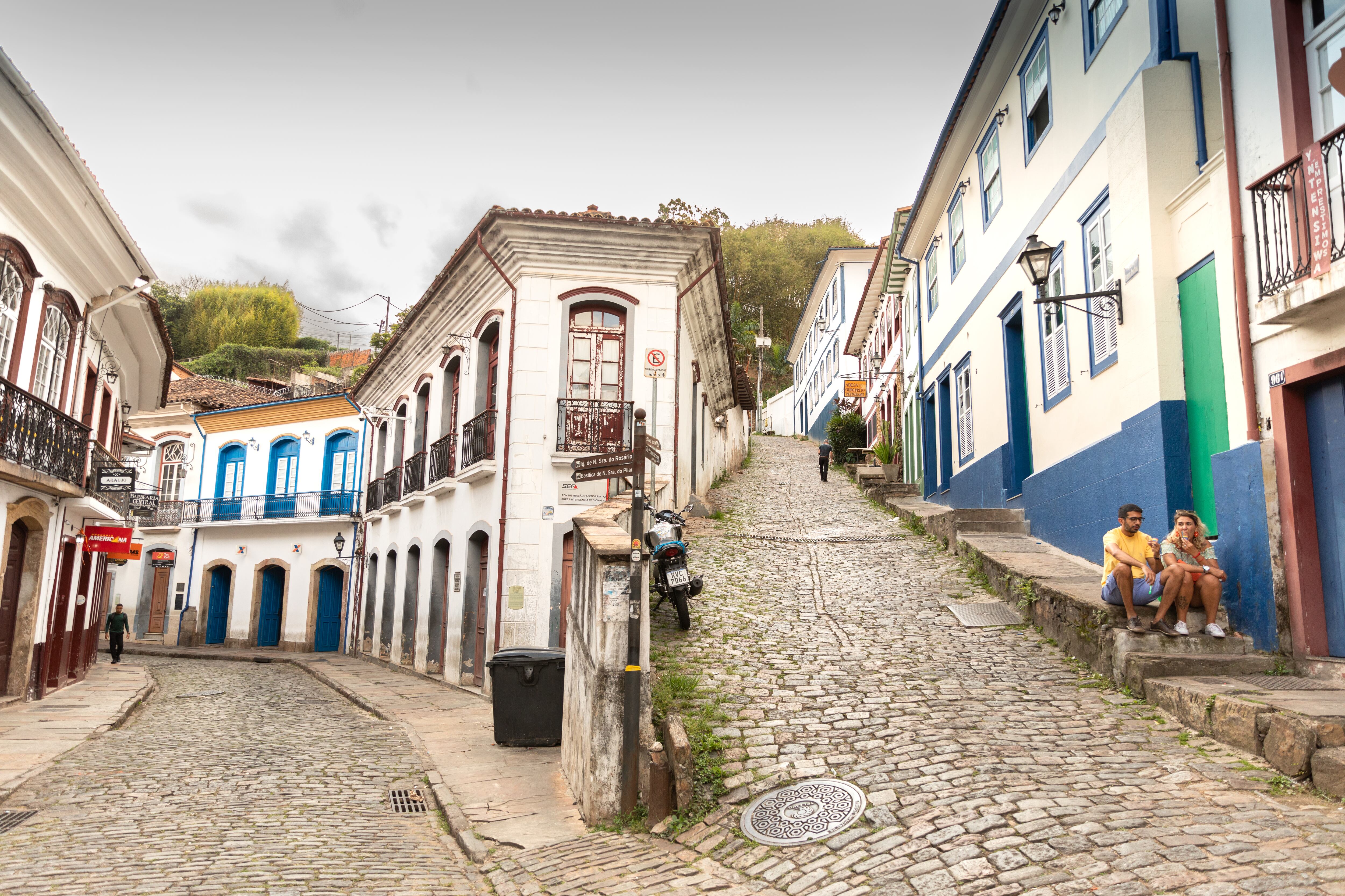 El casco histórico de Ouro Preto se recorre a pie, entre subidas y bajadas.