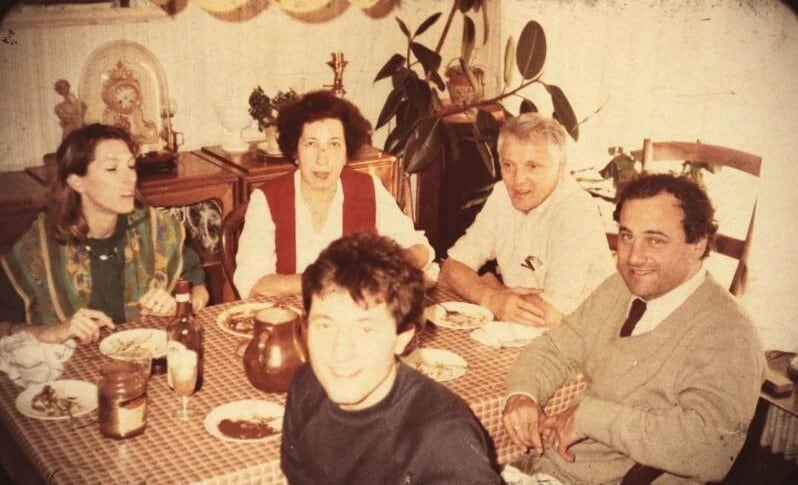 Jean-Claude con su familia poco antes de cometer los crímenes (Foto: Canal+)
