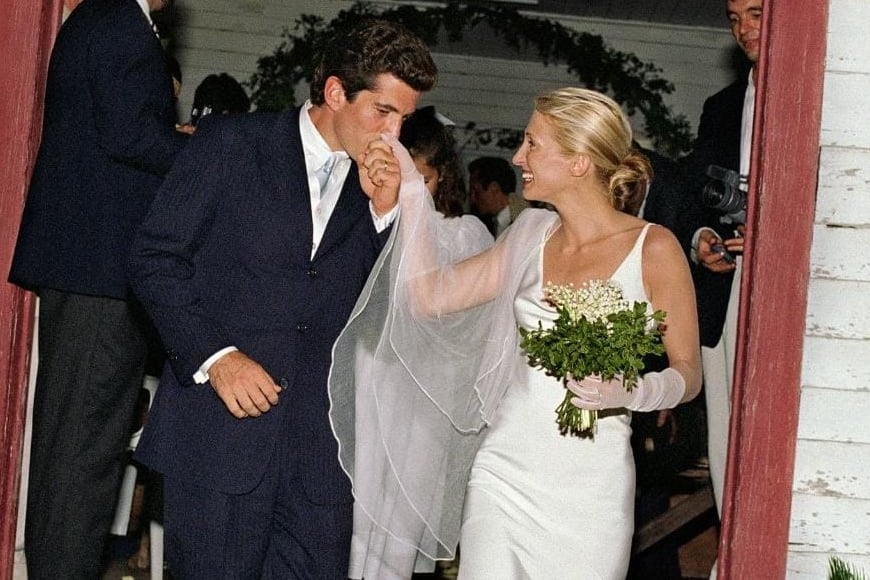 La boda de John F. Kennedy Jr. y Carolyn Bessette - El vestido de Narciso Rodriguez