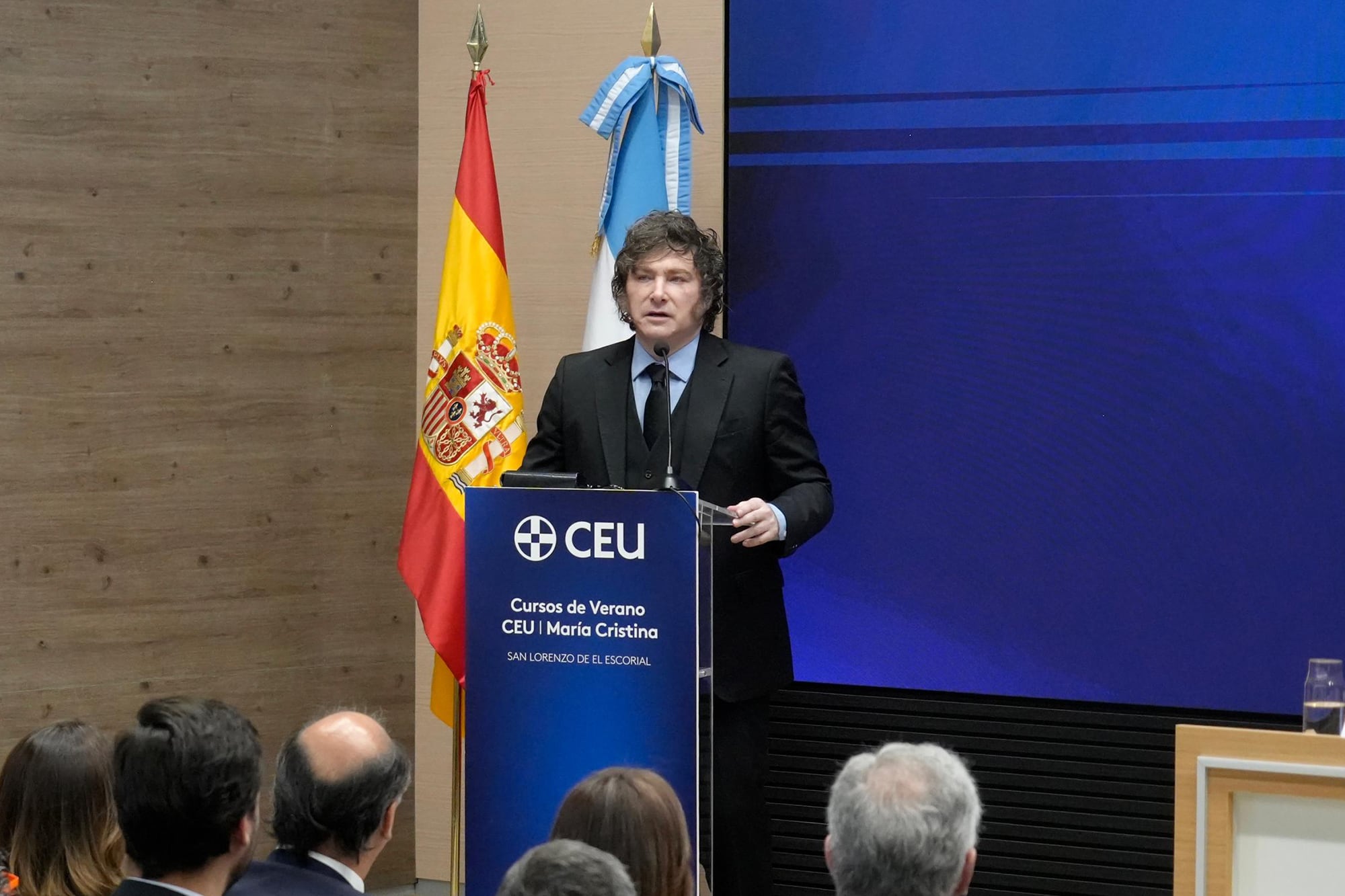 Milei criticó al socialismo en Madrid en medio de las denuncias de corrupción contra el gobierno de Sánchez