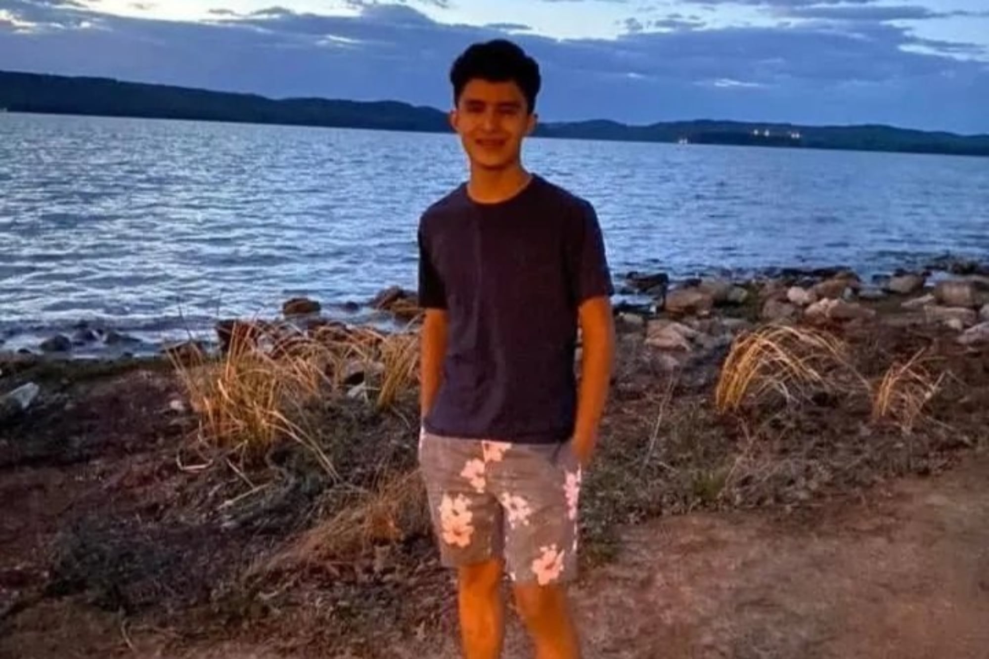 Familiares y amigos de Elder, el joven hondureño que está bajo custodia del ICE desde diciembre de 2025, recaudaron casi US$8000 para su ayuda legal