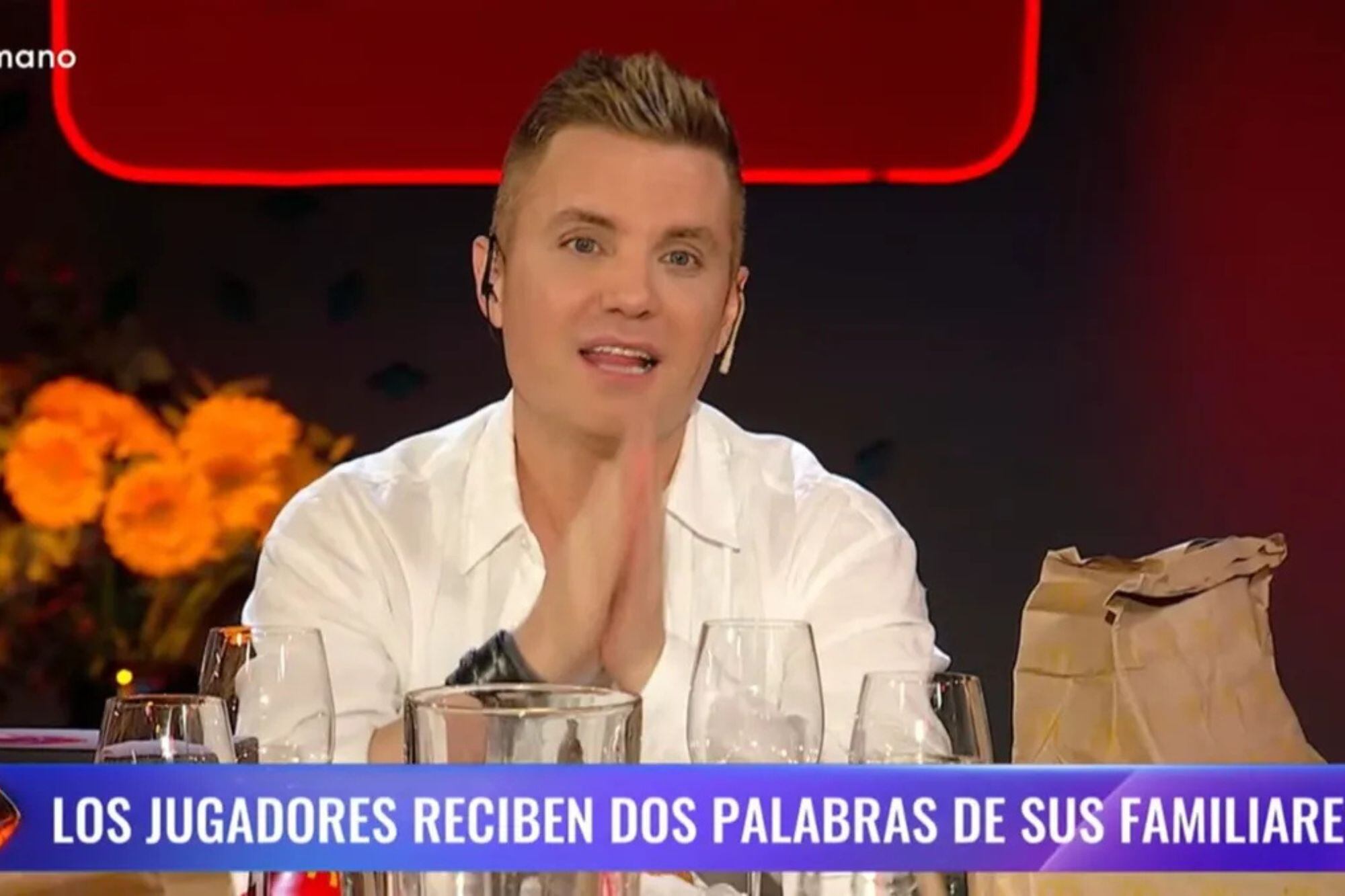 Santiago del Moro comió con los jugadores de Gran Hermano hamburguesas, como un guiño al Wanda Gate