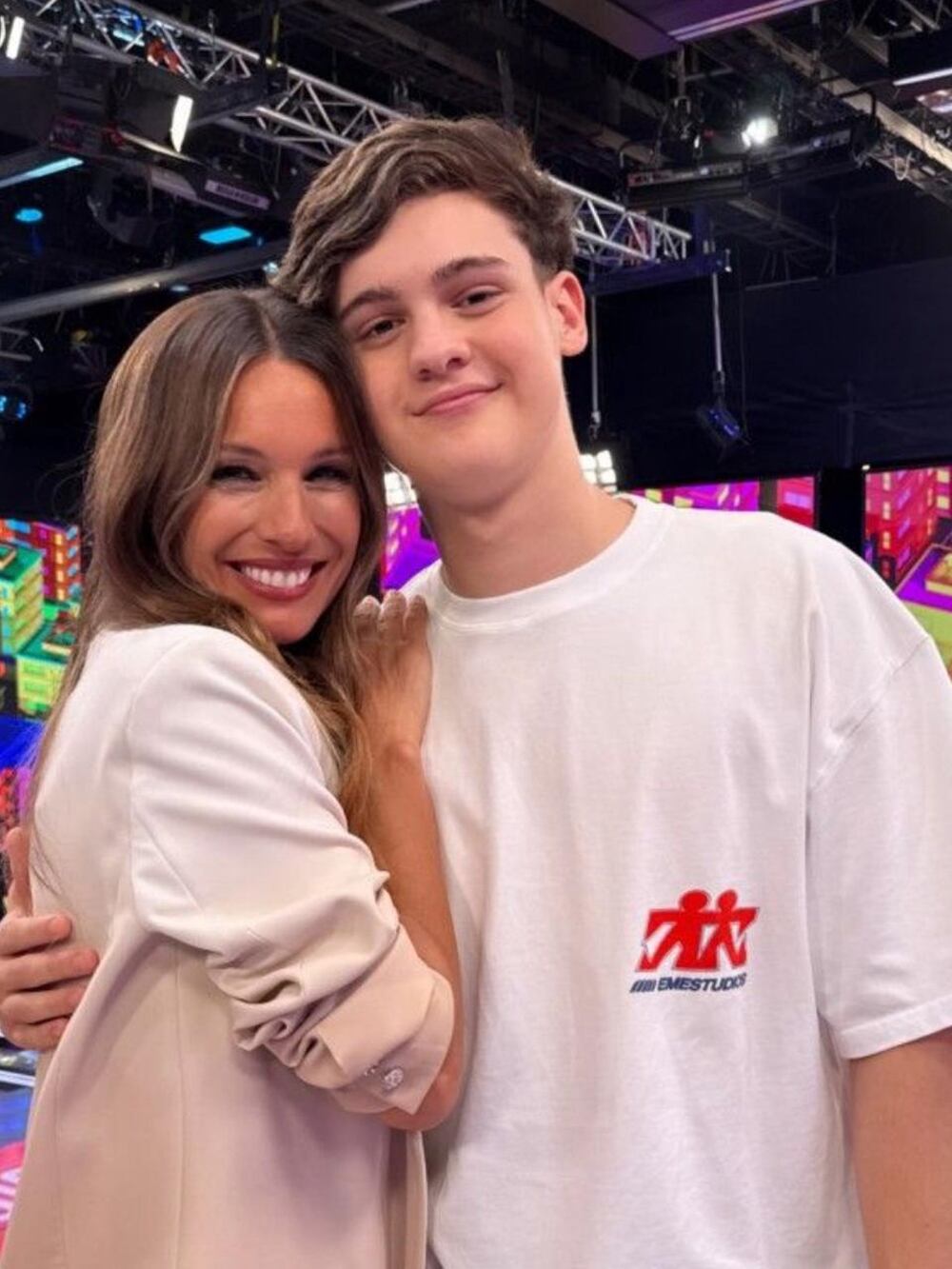 Pampita y Bautista Vicuña