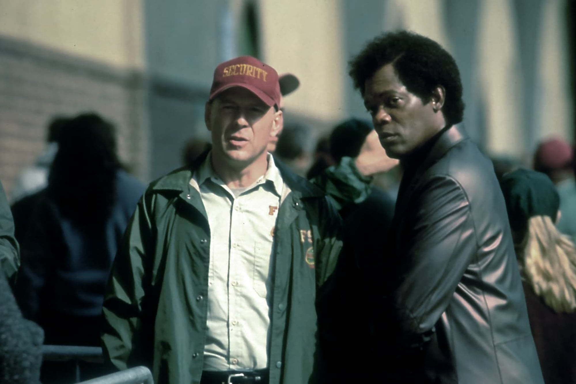 Bruce Willis en El Protegido con Samuel Jackson
