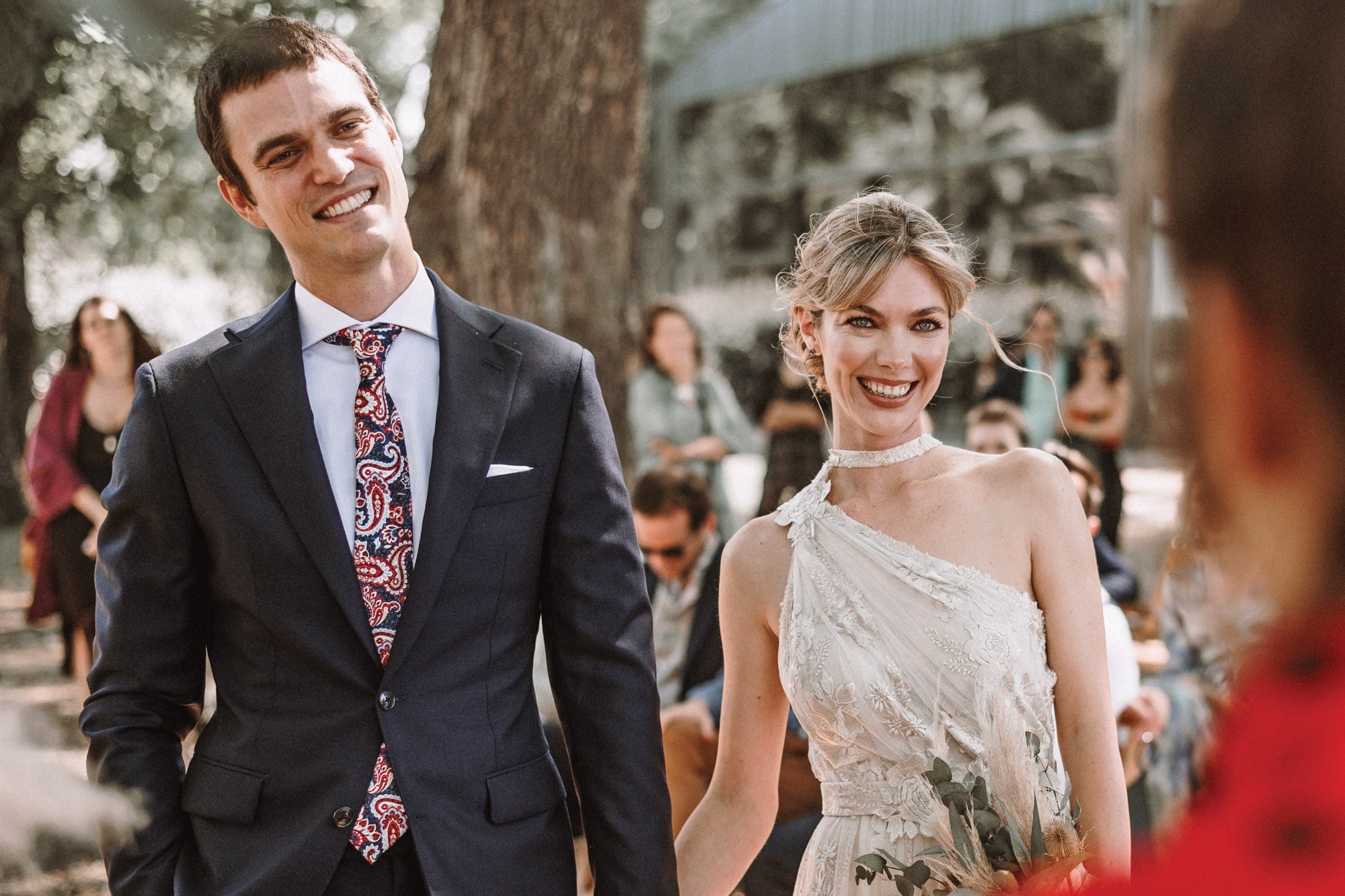 Laura y Eugenio se casaron en Suiza en marzo de 2020 y, después de suspender el festejo dos veces por la pandemia, en diciembre de 2021 celebraron con una fiesta en la Asociación Argentina de Polo en Pilar, junto a 250 invitados.