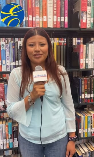 Jessica Castro Álvarez fue nombrada estudiante del año por los Premios Excelente (Instagram/@lanoticia)