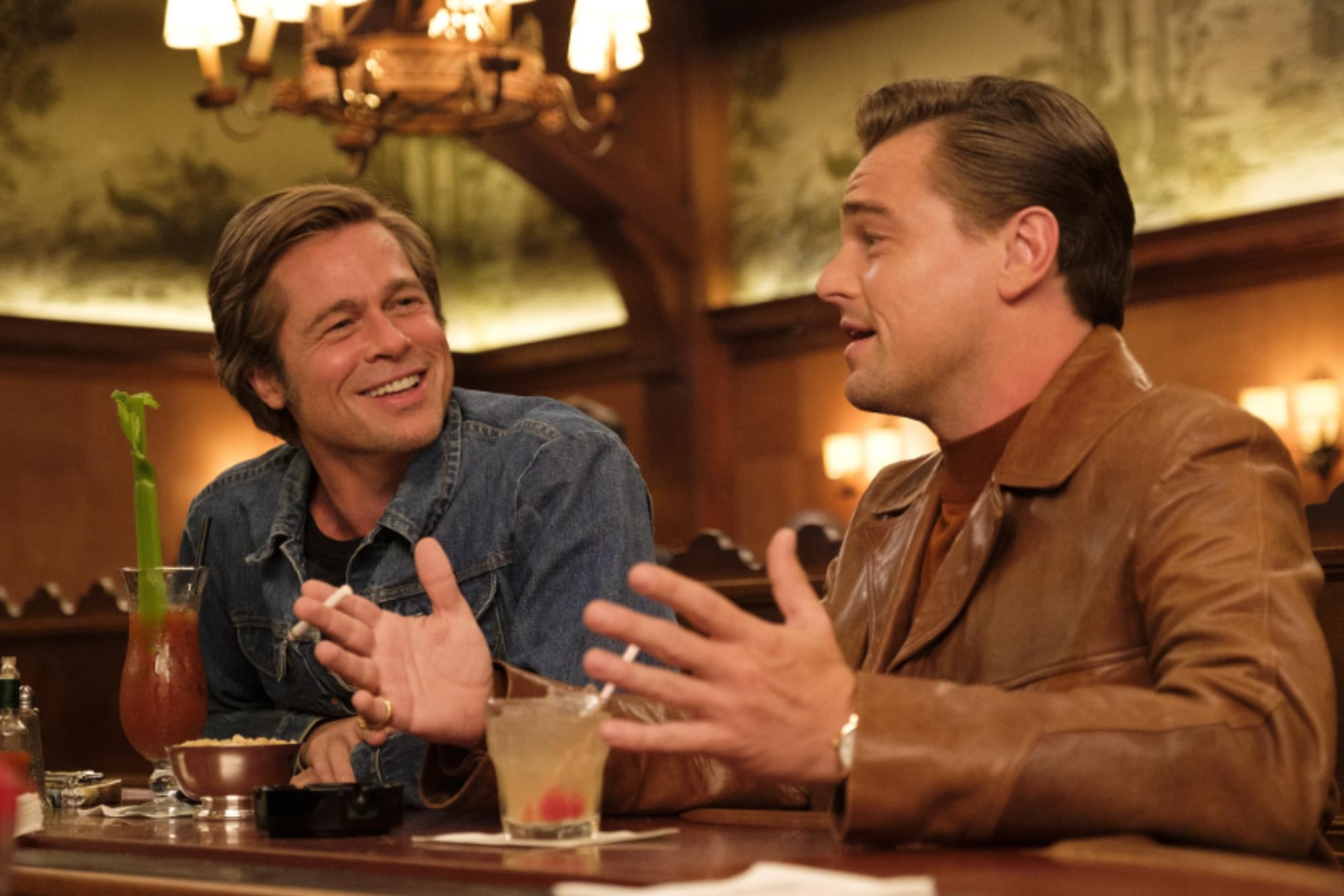 Leonardo DiCaprio reveló la inesperada reacción de Brad Pitt cuando le presentó a sus padres: “¡Realmente son ellos!»