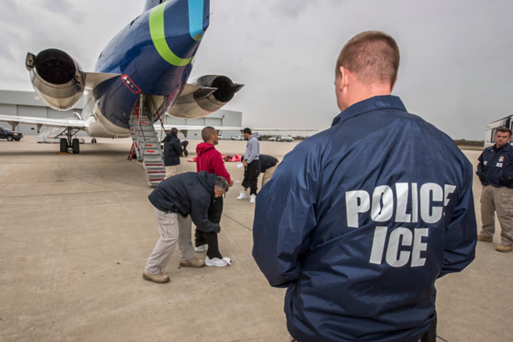 La no asistencia de los migrantes a las citas puede derivar en órdenes de expulsión en ausencia