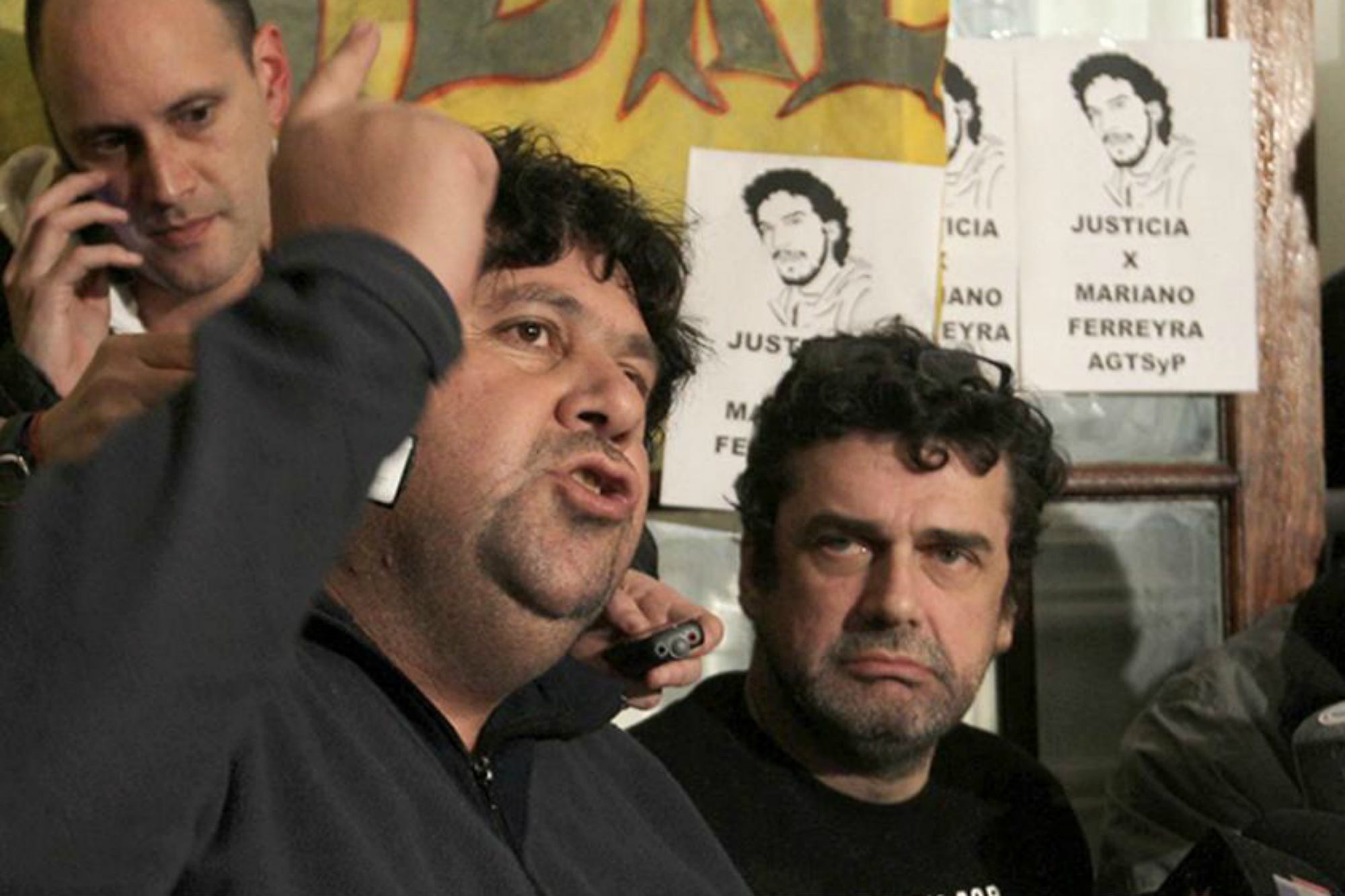 Néstor Segovia y Roberto Pianelli, dirigentes de la Asociación Gremial de Trabajadores del Subte y Premetro