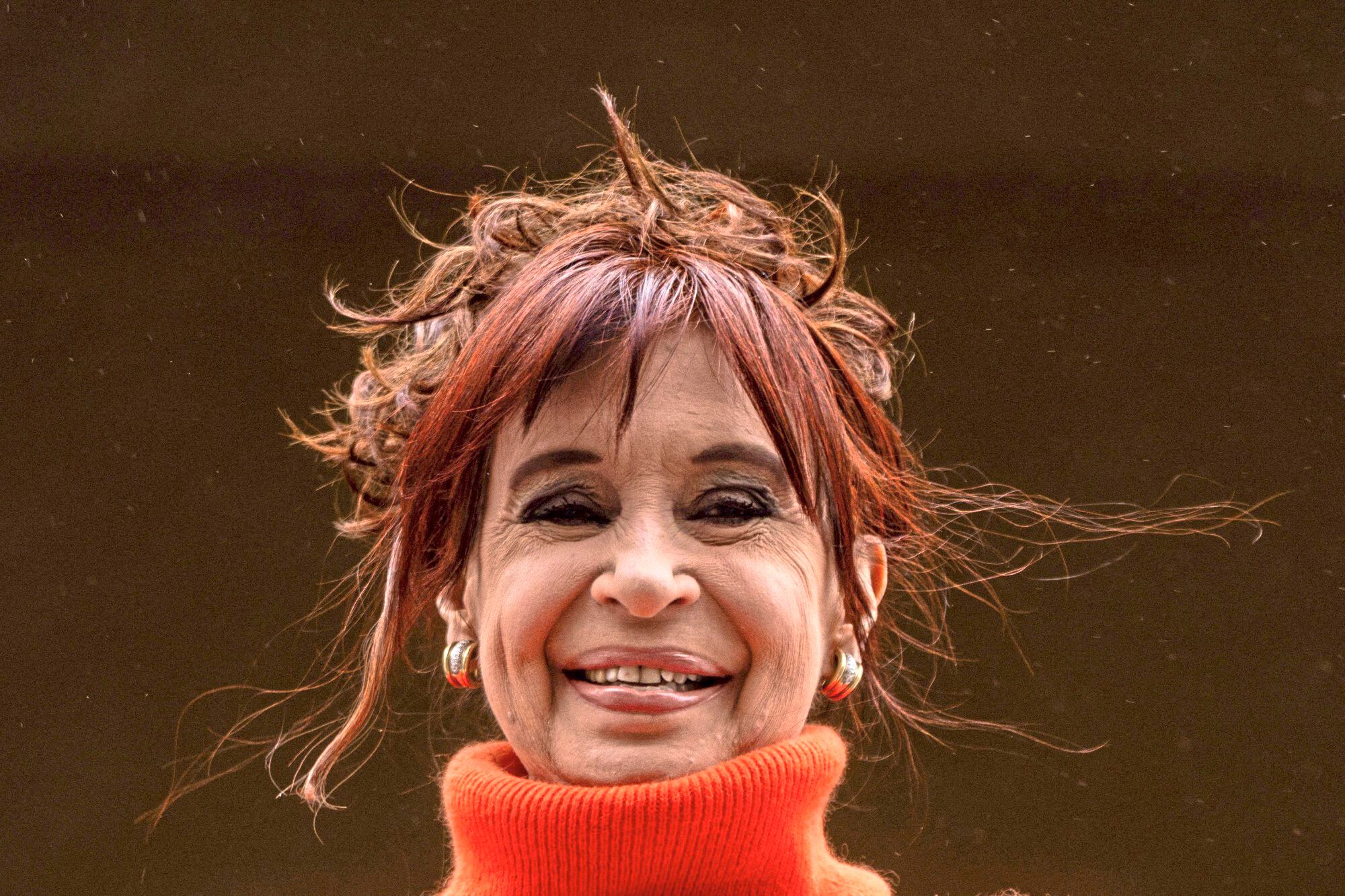 Un juez civil falló en favor de que Cristina Kirchner no pague una indemnización multimillonaria por Vialidad