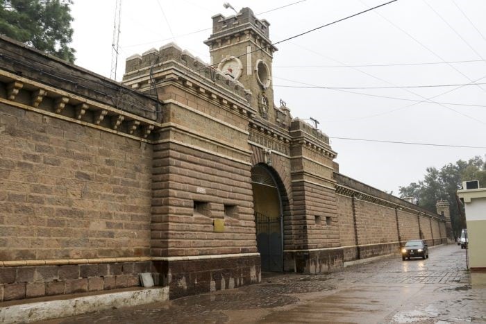 La Penitenciaría de Mendoza, con el estilo que se ensayó en el castillo medieval en el Parque General San Martín