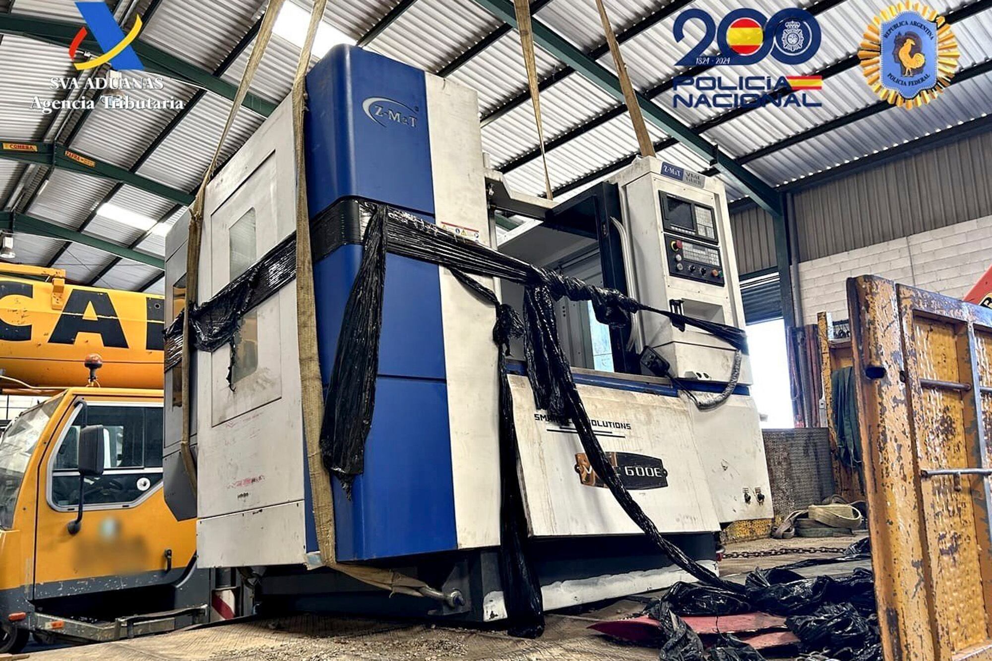 El torno industrial utilizado para ocultar los 510 de cocaína