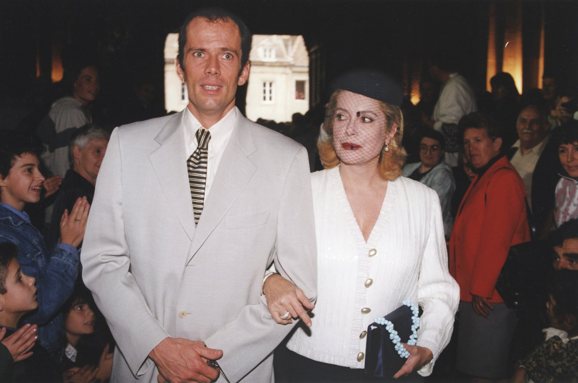 En la boda de su heredero con la actriz Caroline
Bufalini, en 1996
