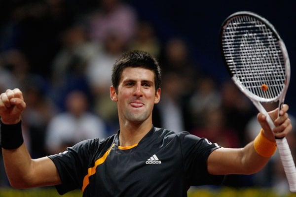 Novak Djokovic vuelve a jugar en Basilea después de 15 años y busca alcanzar una marca histórica de Roger Federer