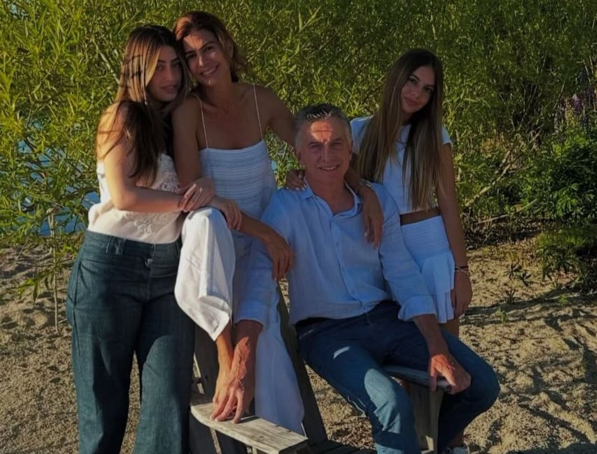 Mauricio Macri, en Cumelén junto a Awada y su hija, Antonia