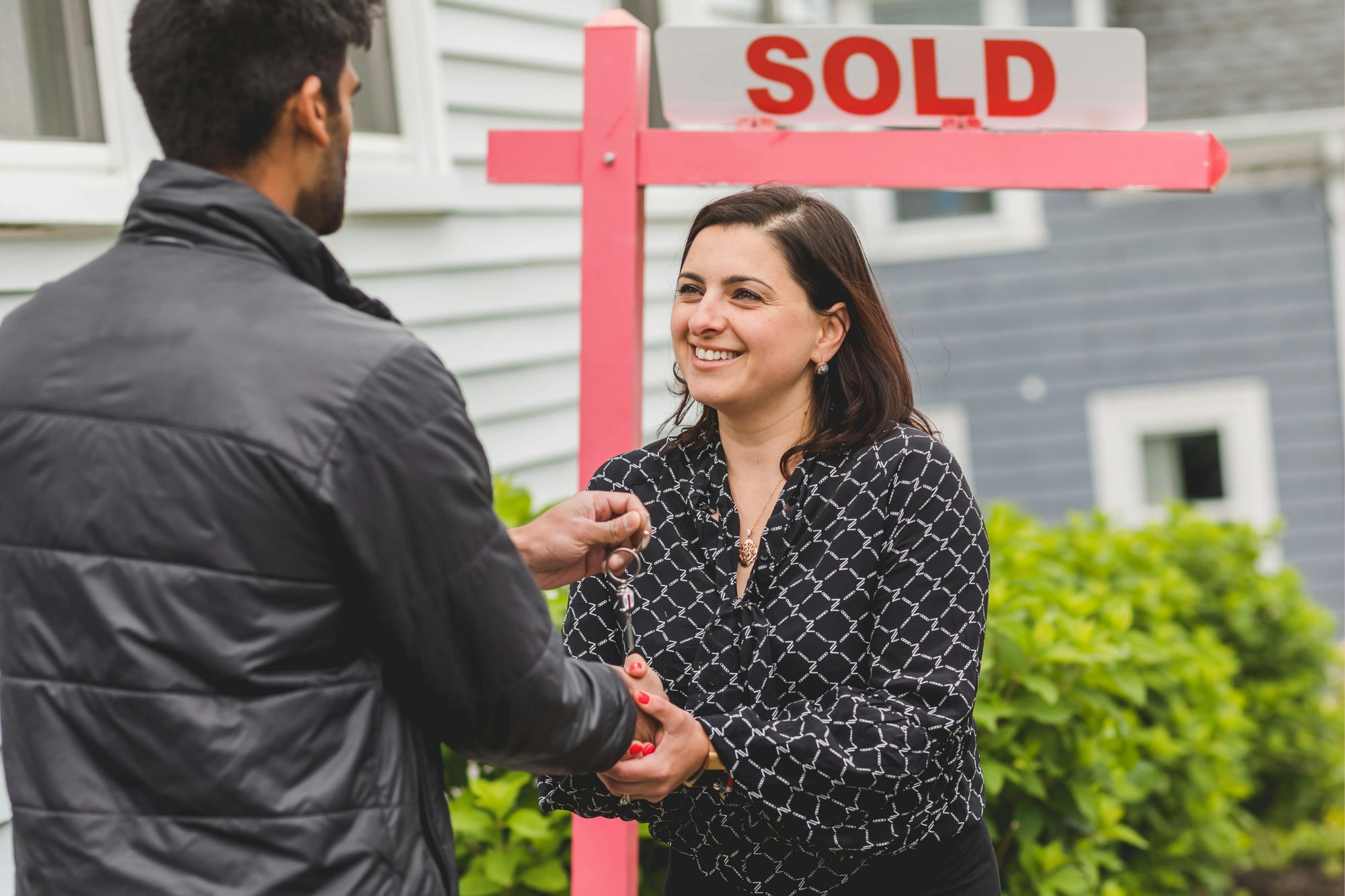 Este es el ingreso que debe tener una persona para comprar una casa en Arizona. Foto: Pexels