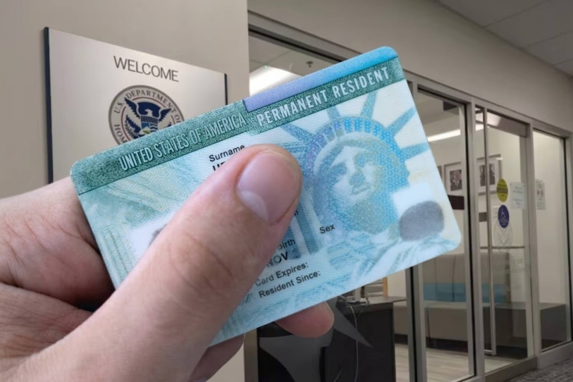 Suplemento J: el Uscis confirma cuándo un solicitante de green card puede cambiar de empleador sin reiniciar el trámite