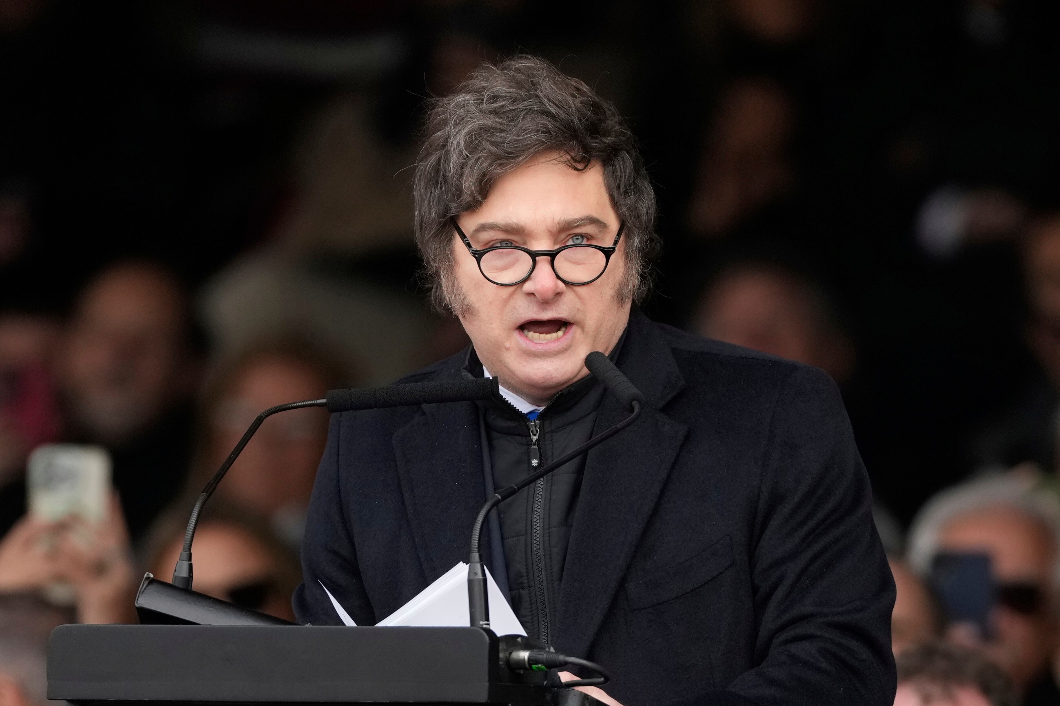 ARCHIVO - El presidente argentino Javier Milei habla durante la ceremonia de apertura de la exposición anual de la Sociedad Rural, en Buenos Aires, Argentina, el sábado 26 de julio de 2025. (AP Foto/Gustavo Garello, Archivo)