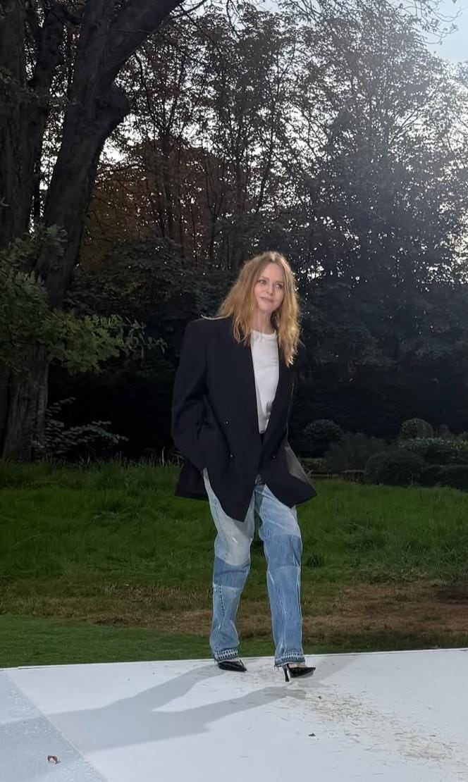 Sentada desde la primrea fila, así retrató la argentina el show de la diseñadora británica