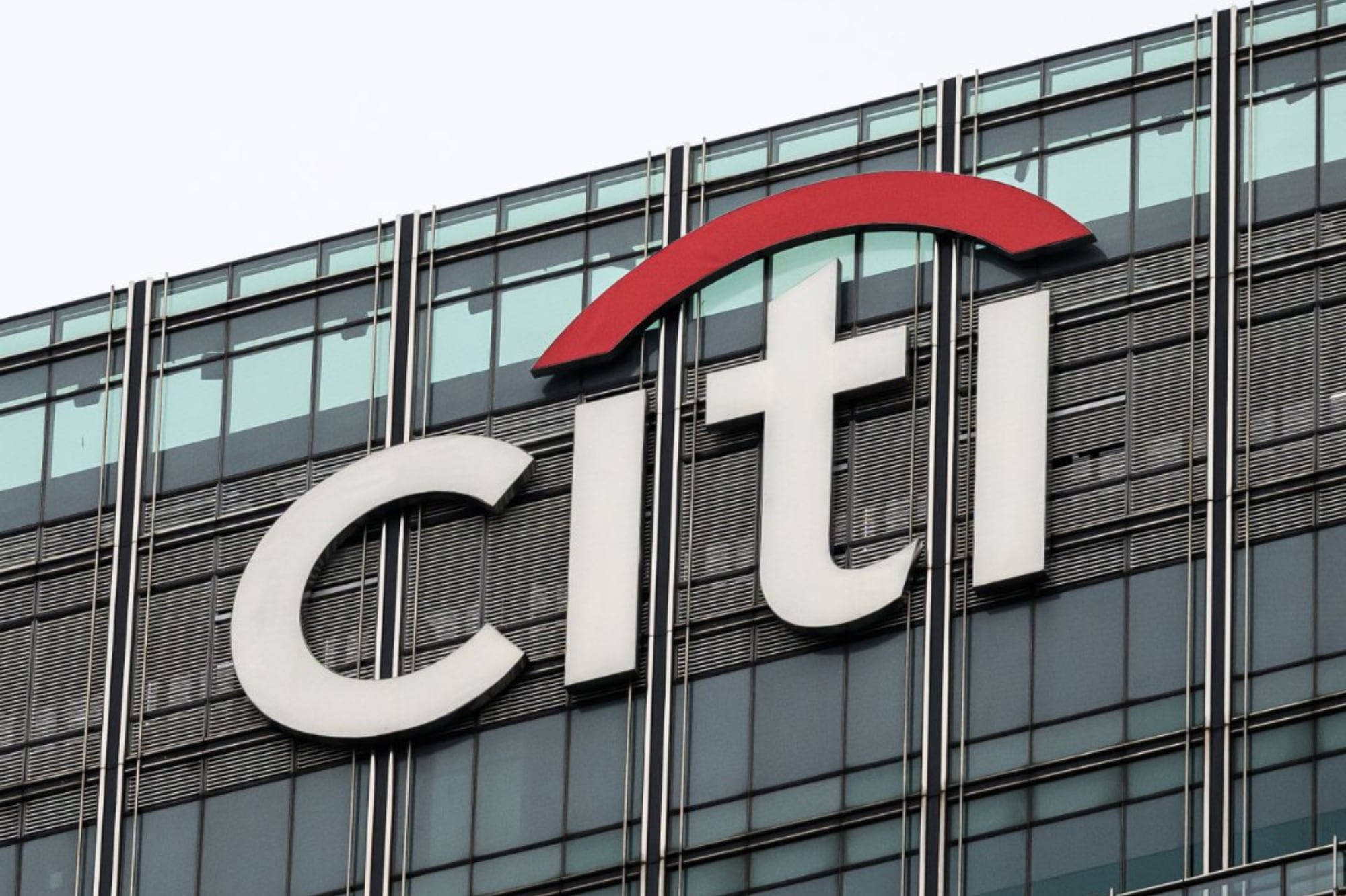 Según Citi, el interrogante empezó a ganar espacio porque algunos indicadores económicos y sociales comenzaron a deteriorarse en los últimos meses, pese a la mejora de las variables macroeconómicas