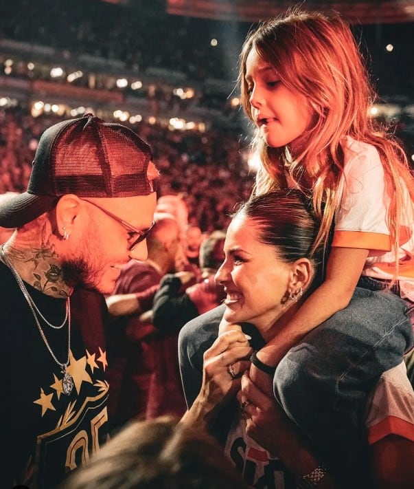 Mauro, la China Suárez y su hija Magnolia