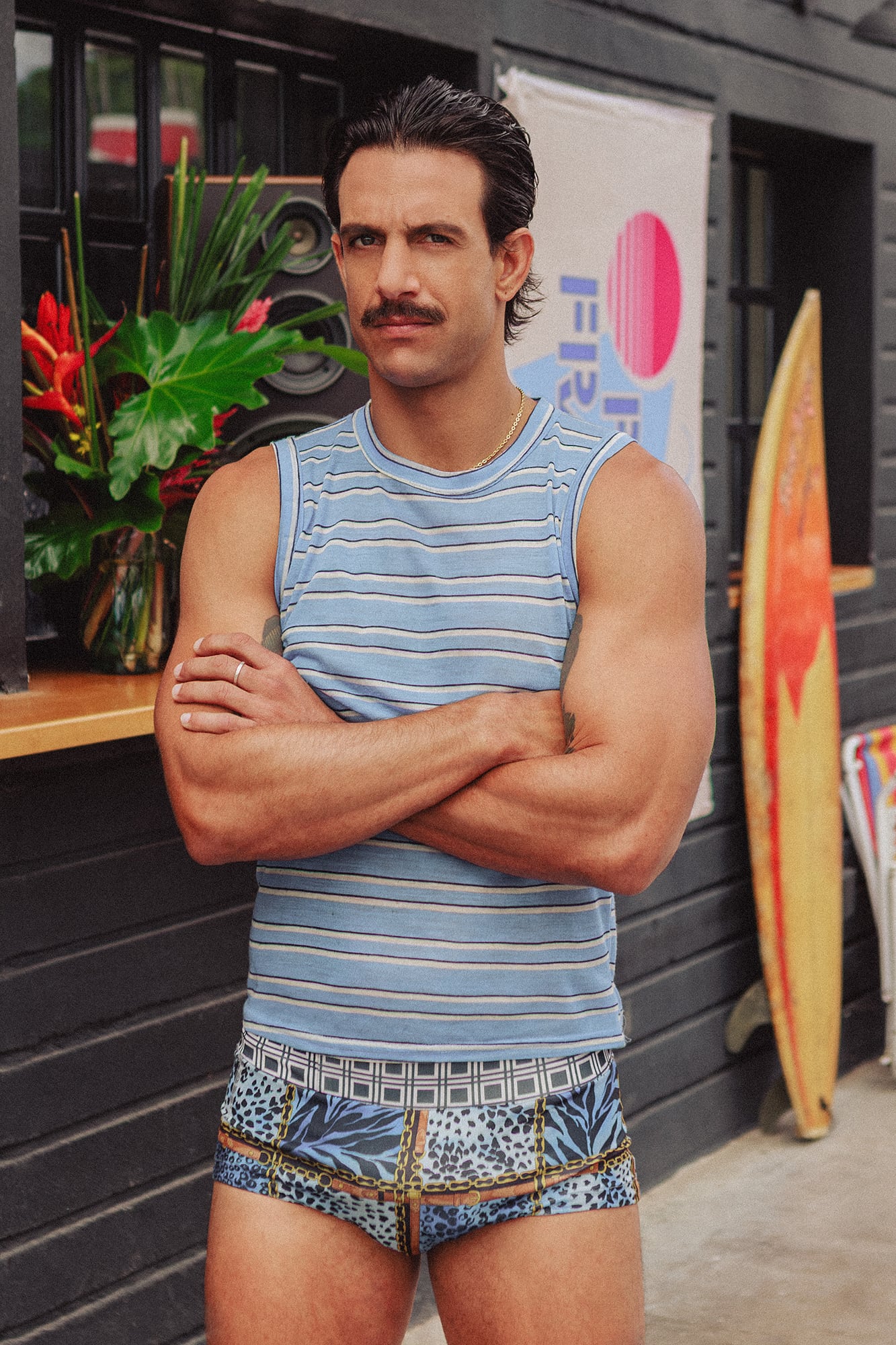 Joaquín Ferreira como Luis en la serie de Moria