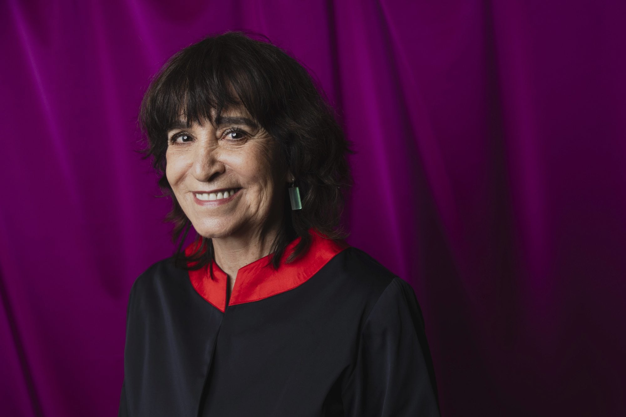 Rosa Montero: "Todos tenemos que aprender a vivir con nuestra maleta de oscuridad"