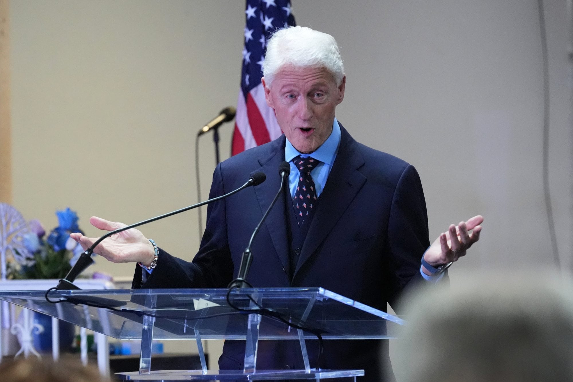 El expresidente norteamericano Bill Clinton, en un acto de campaña del candidato demócrata para la elección de gobernador de Florida, David Jolly, en Hollywood, Florida.