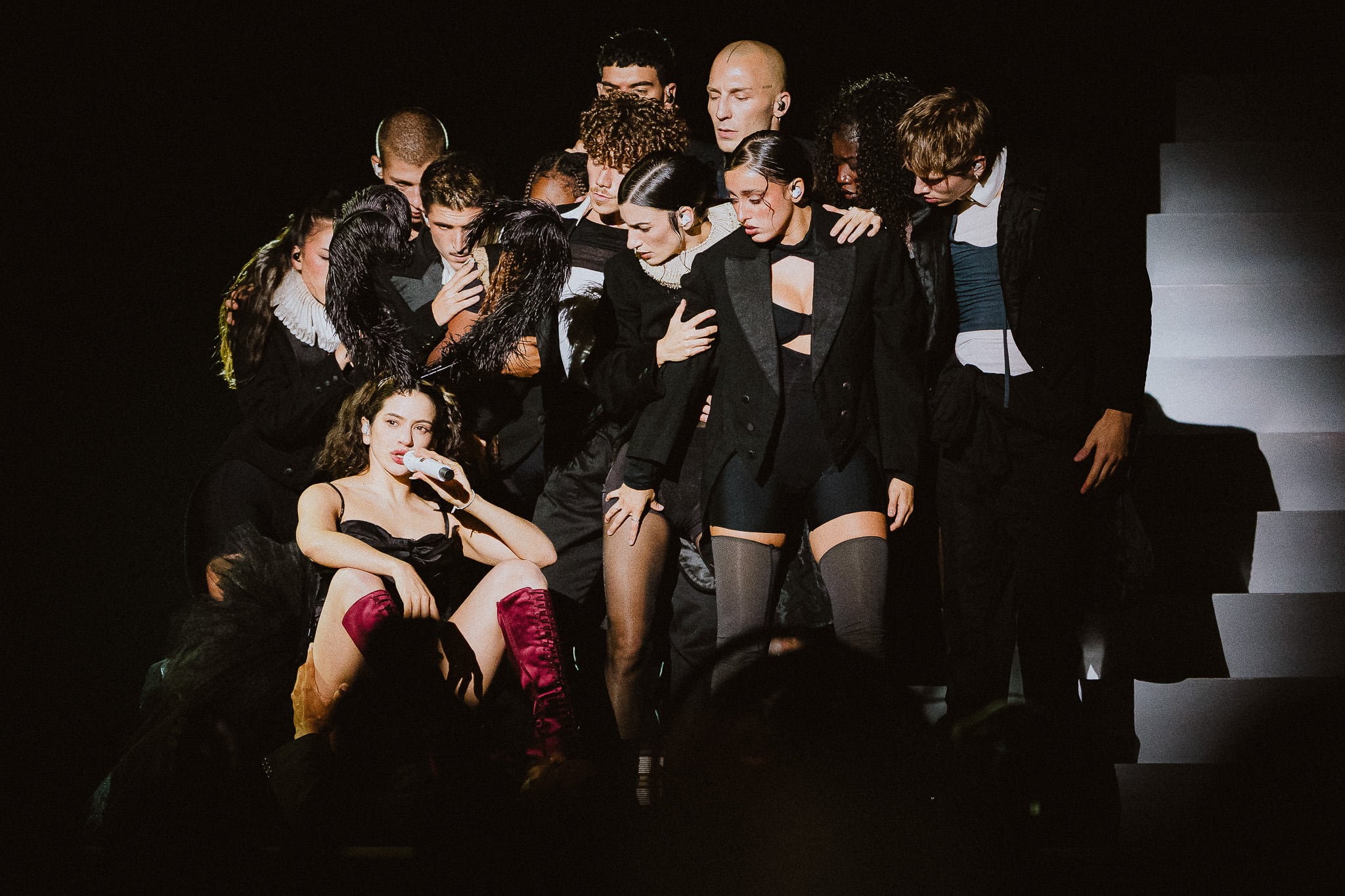 Rosalía brindó el primero de sus cuatro conciertos en el Movistar Arena