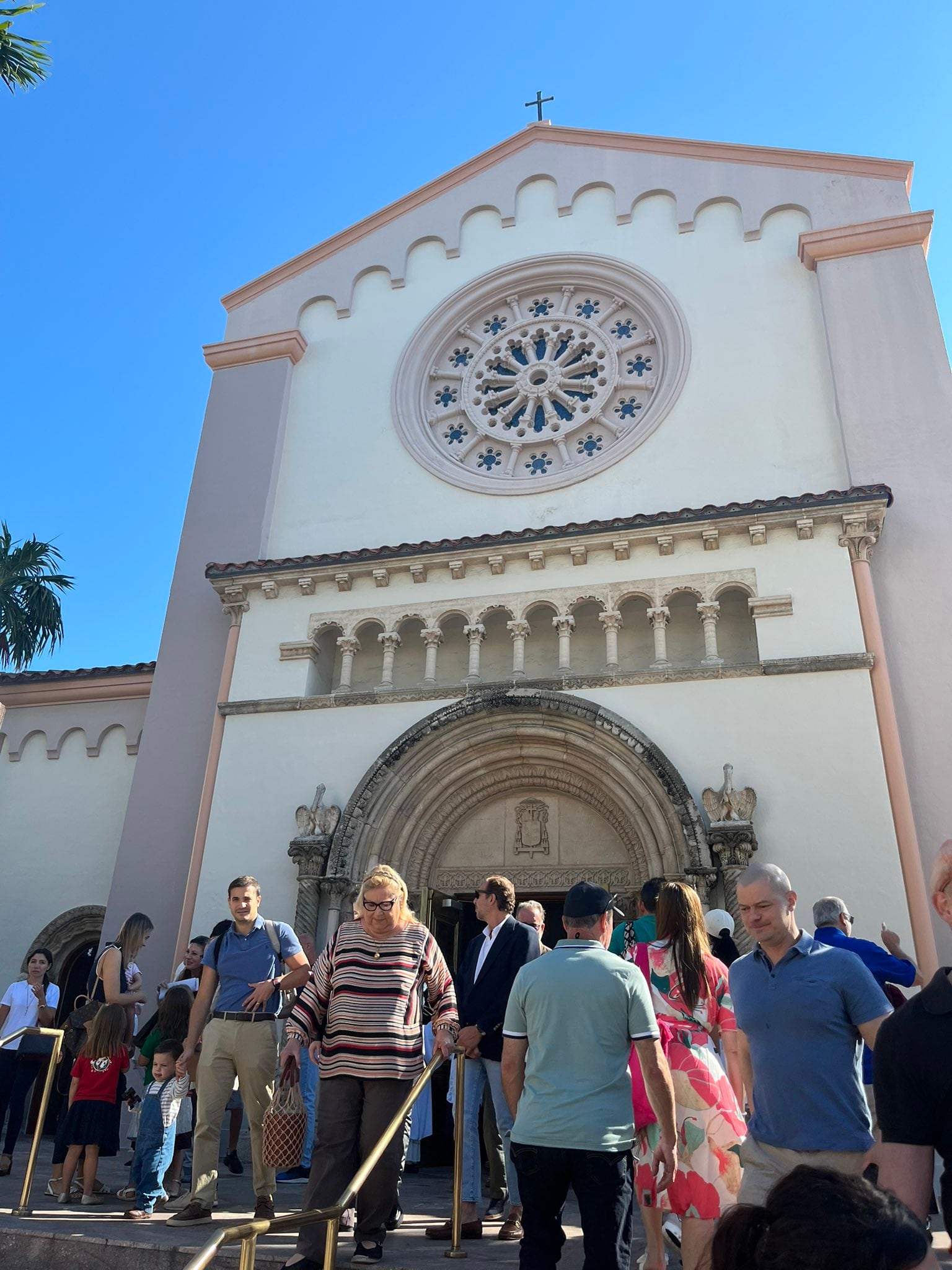 Rosado enfatizó que los parques no estaban incluidos en esta legislación.