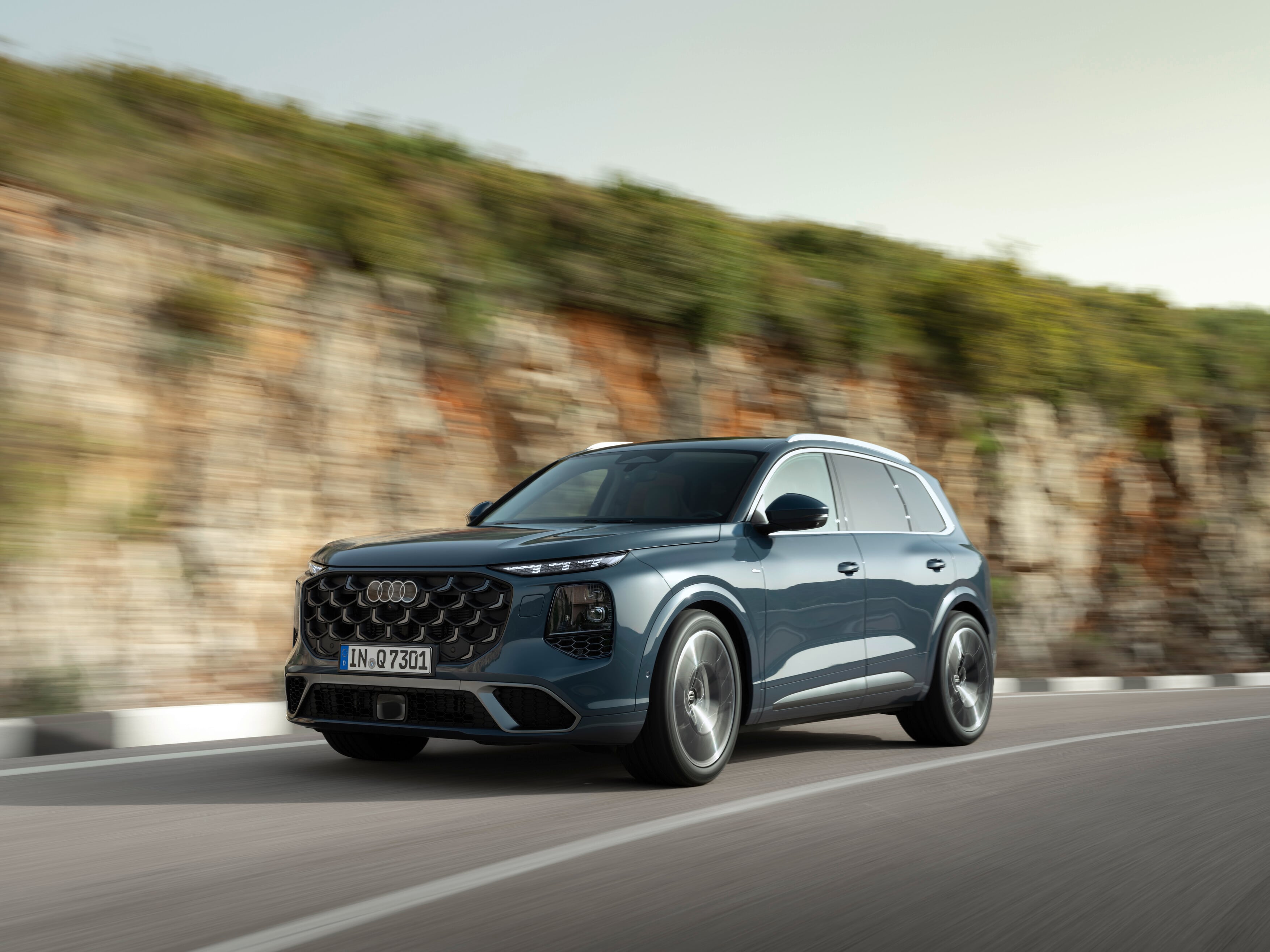 Llegó un nuevo SUV de lujo con capacidad para siete pasajeros y un innovador sistema en las luces