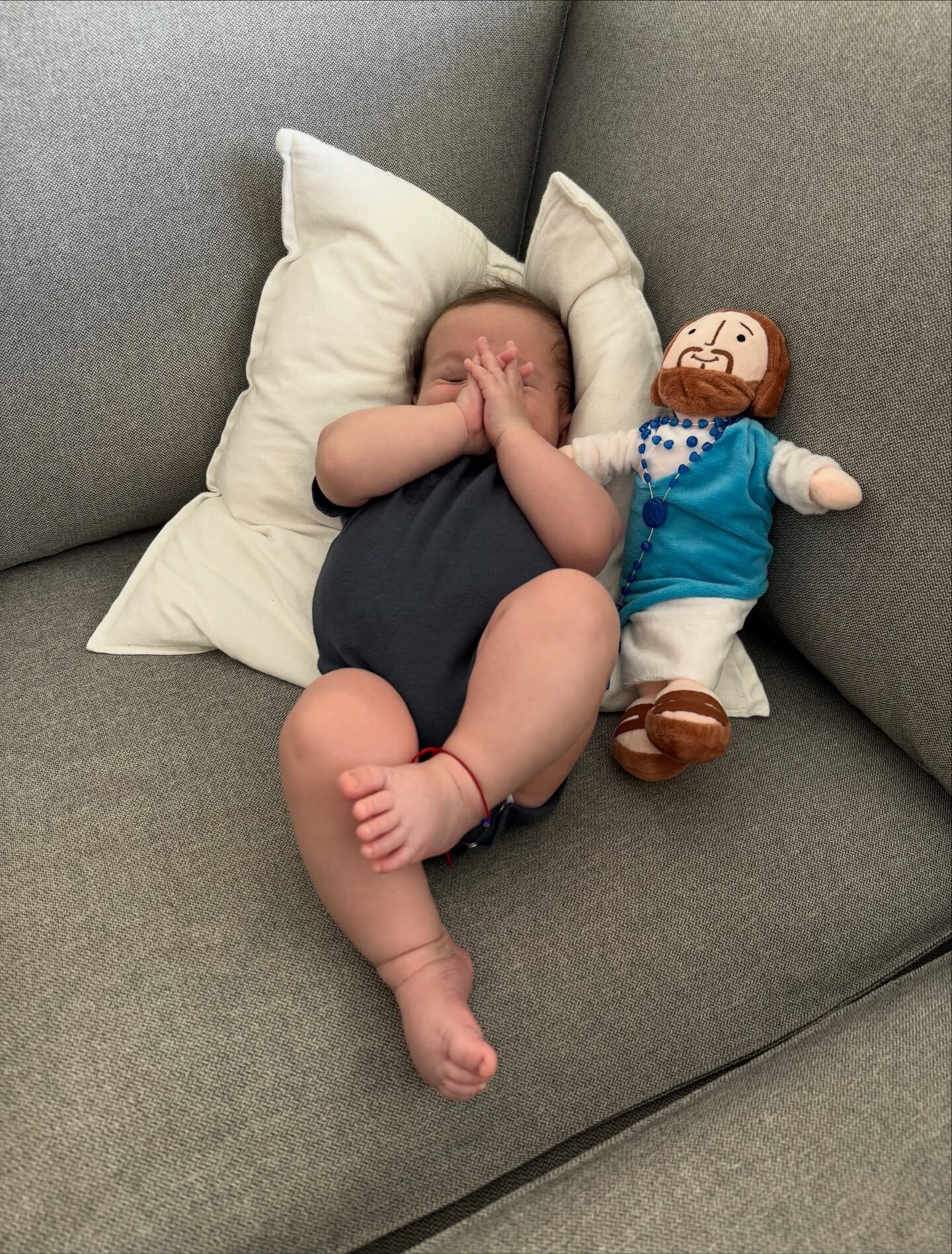 Arturo, el hijo de Jimena Barón y Matías Palleiro, disfrutando de sus vacaciones en los Estados Unidos