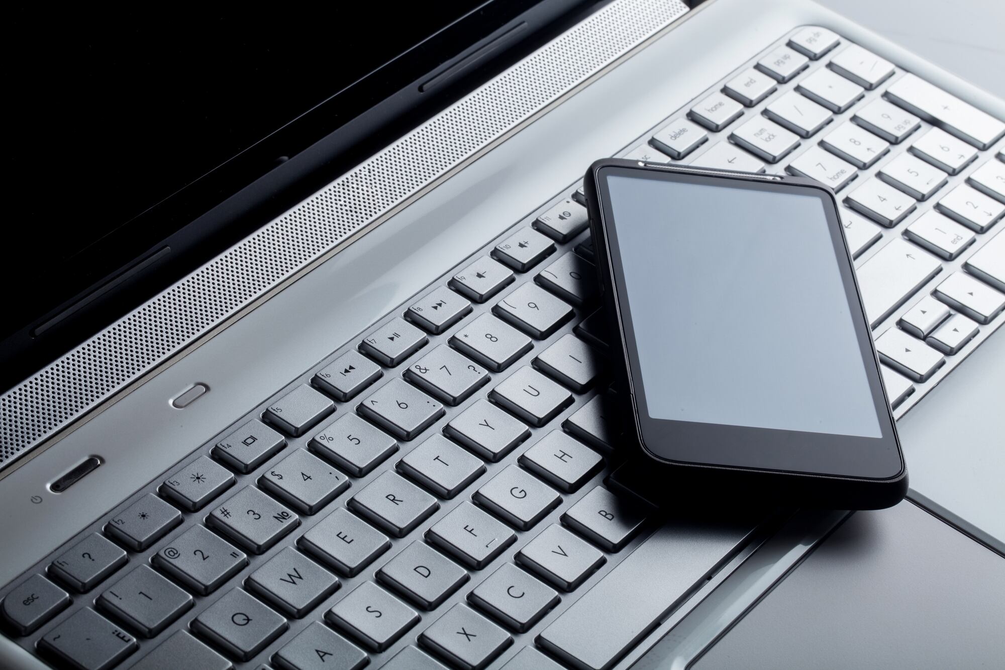 Un teléfono prepago no está vinculado a la identidad ni a la información personal