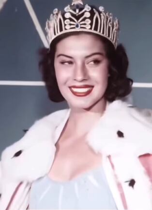 Gladys Zender fue la primera mujer latina en ganar Miss Universo (Instagram/@kokybelaunde)