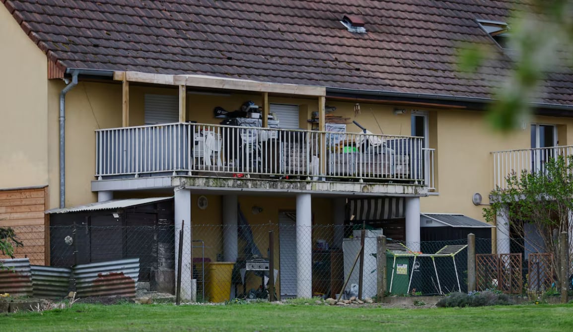 Detuvieron en Francia a un hombre por mantener encerrado a su hijo de nueve años en una camioneta por 16 meses