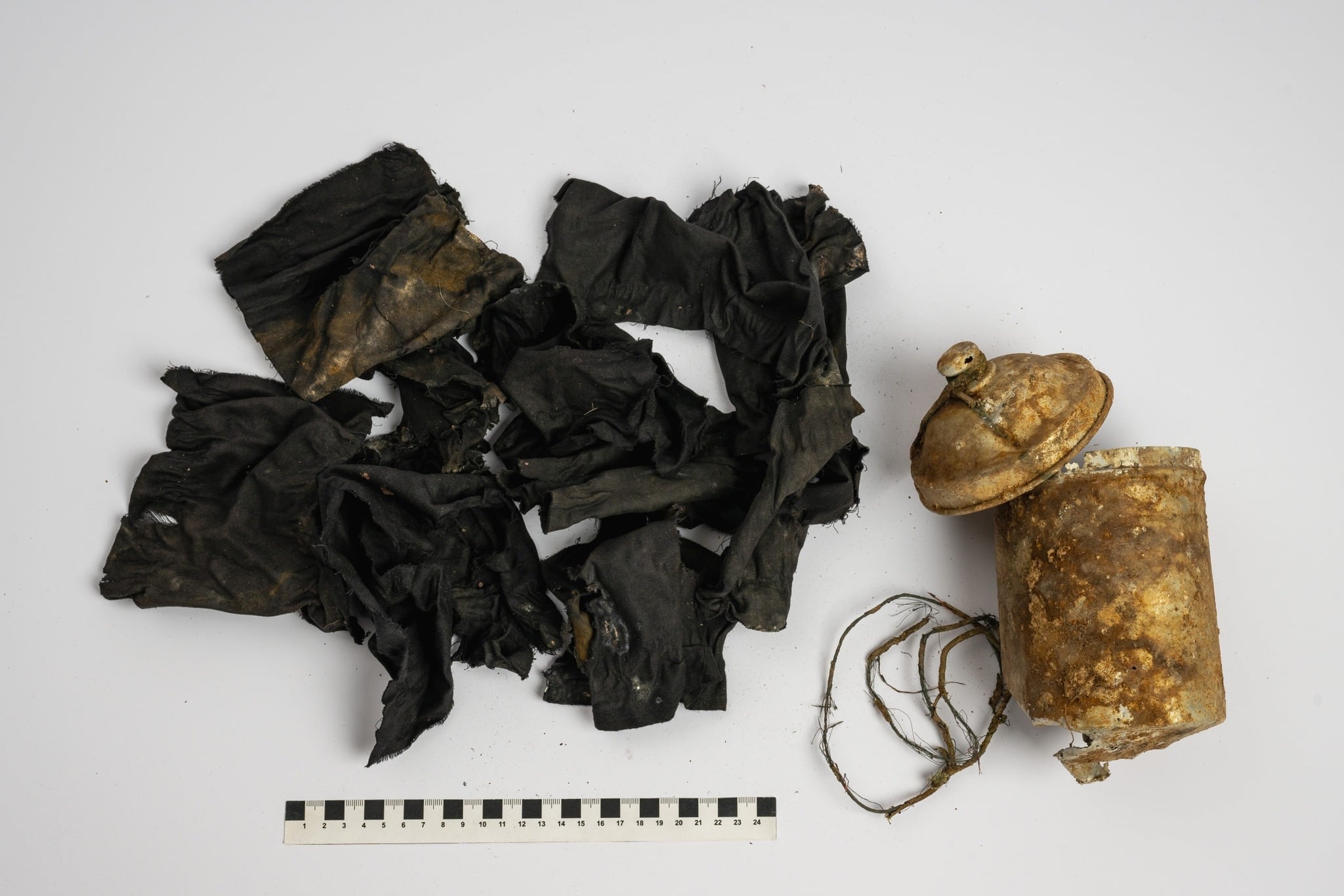 Este es parte del tesoro que encontraron los excursionistas